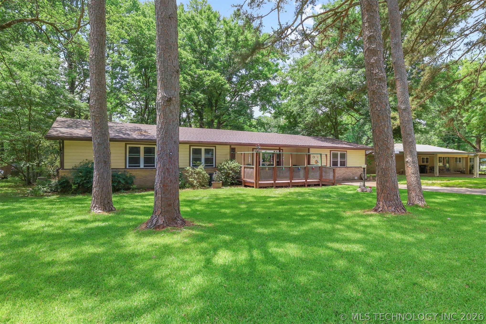 105 Maple Broken Bow OK 74728
