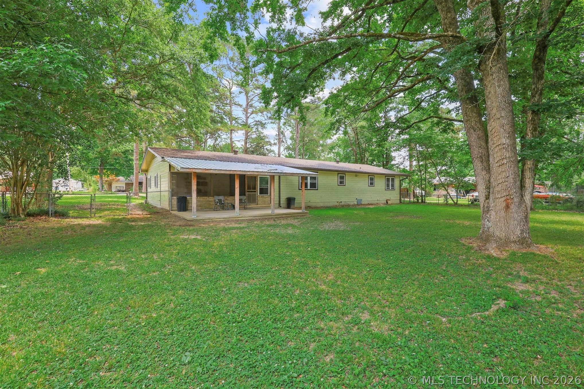 105 Maple Broken Bow OK 74728