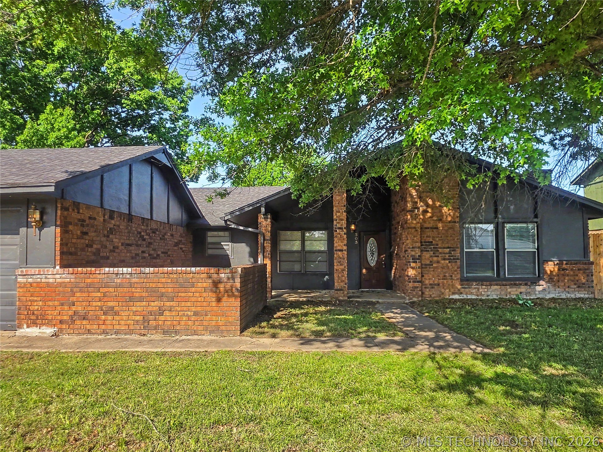 303 E Gawf Lane Muskogee OK 74403