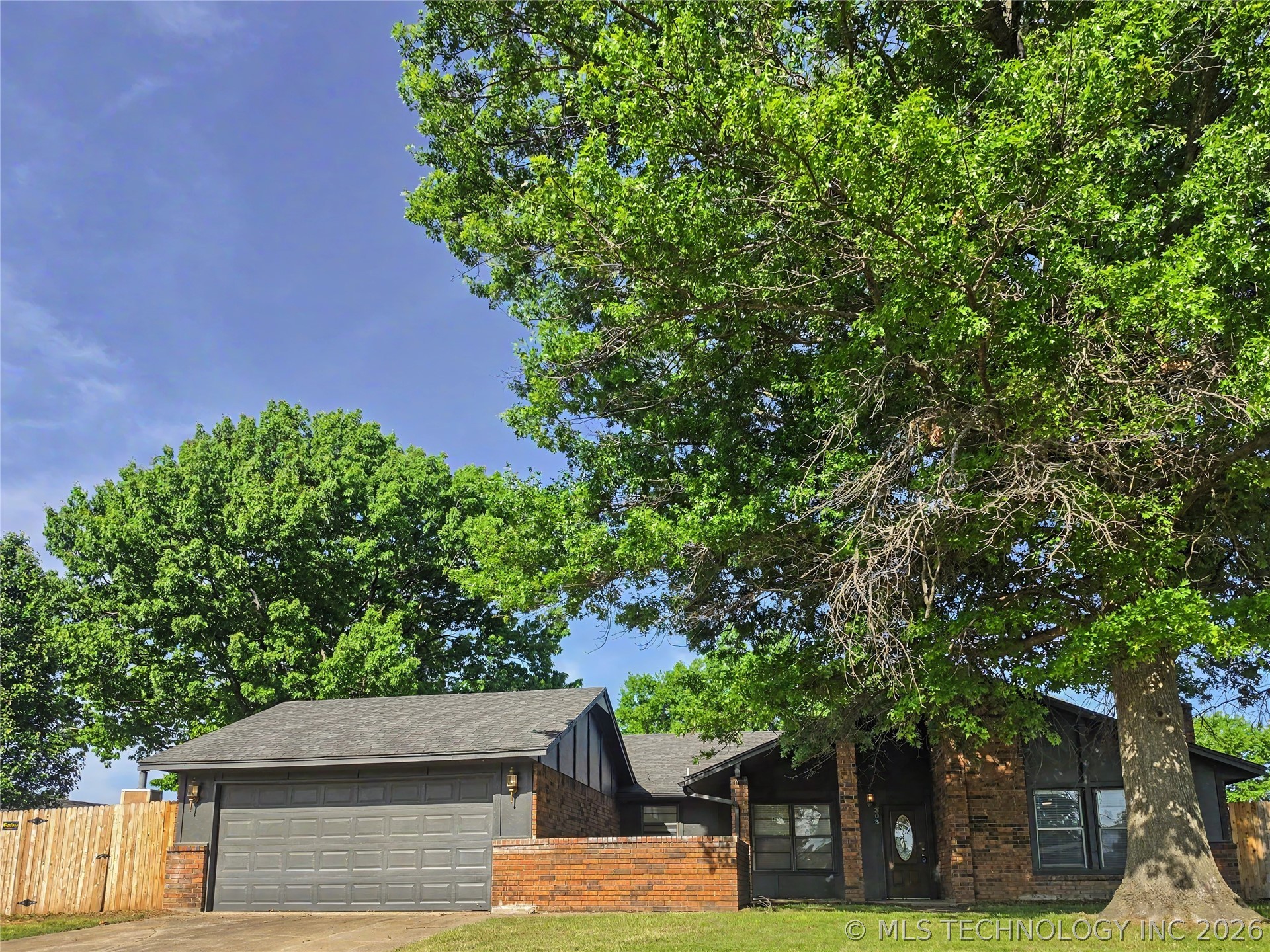 303 E Gawf Lane Muskogee OK 74403