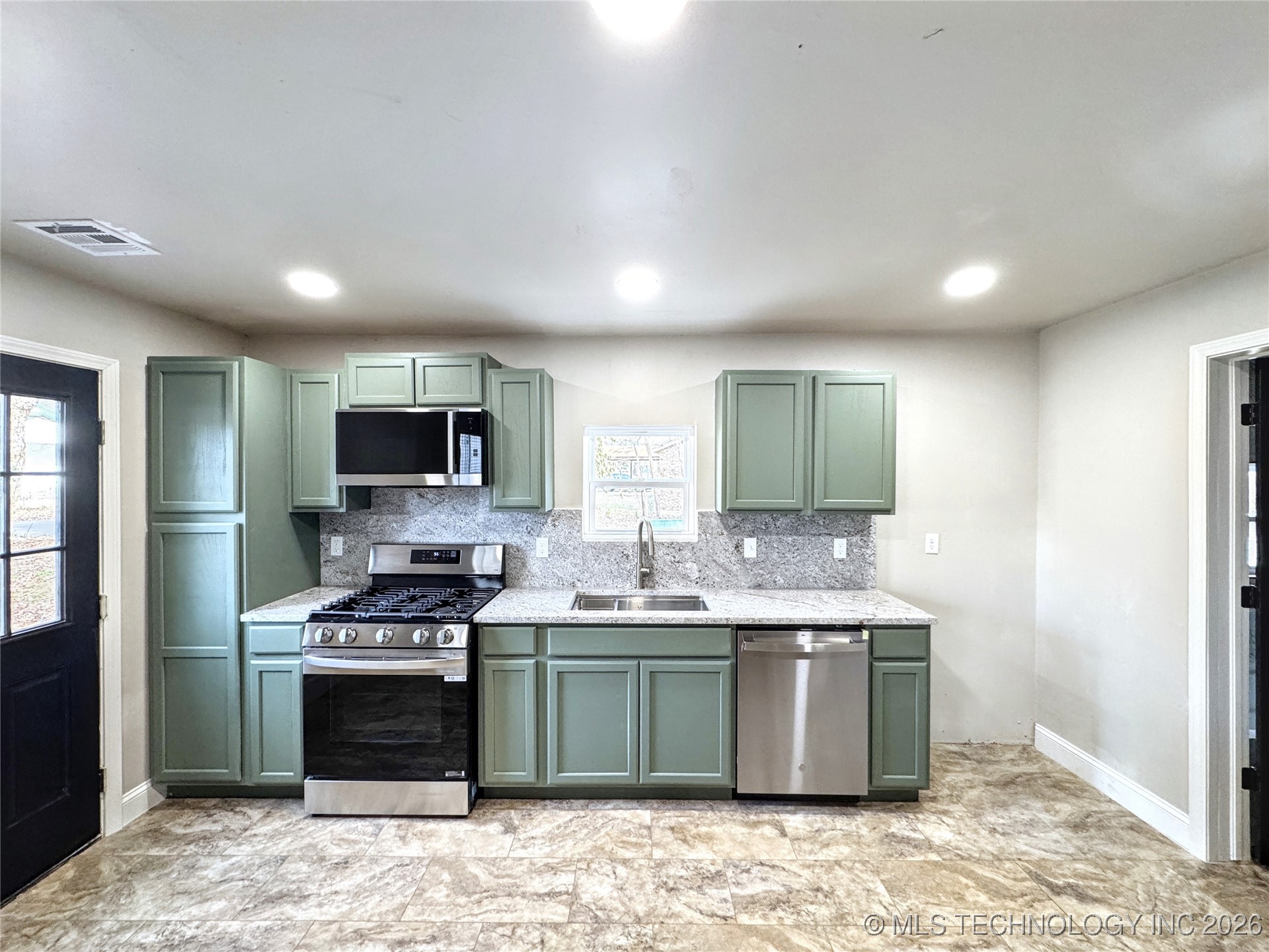 1020 N Vinita Avenue Tahlequah OK 74464