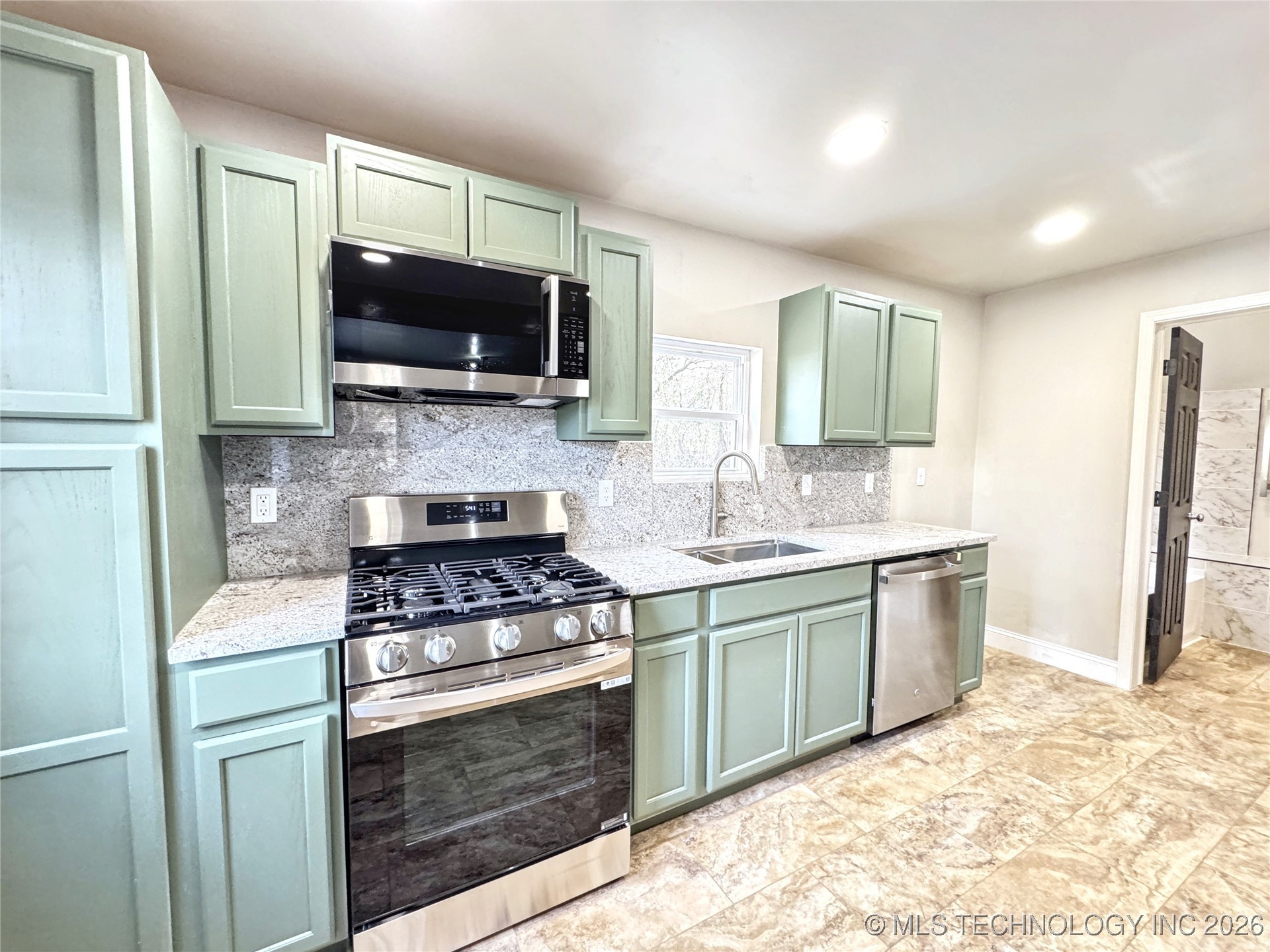 1020 N Vinita Avenue Tahlequah OK 74464