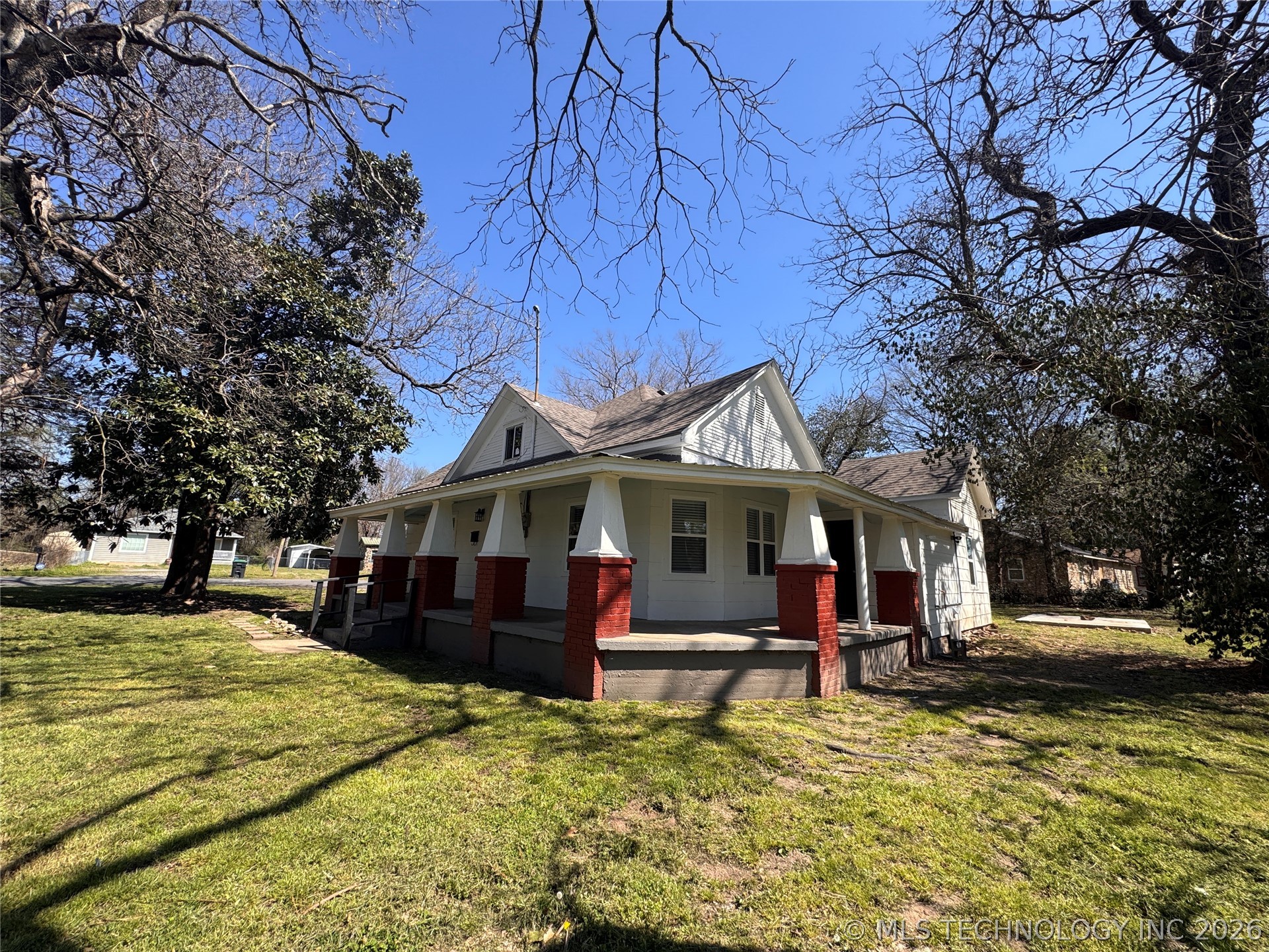 1020 N Vinita Avenue Tahlequah OK 74464