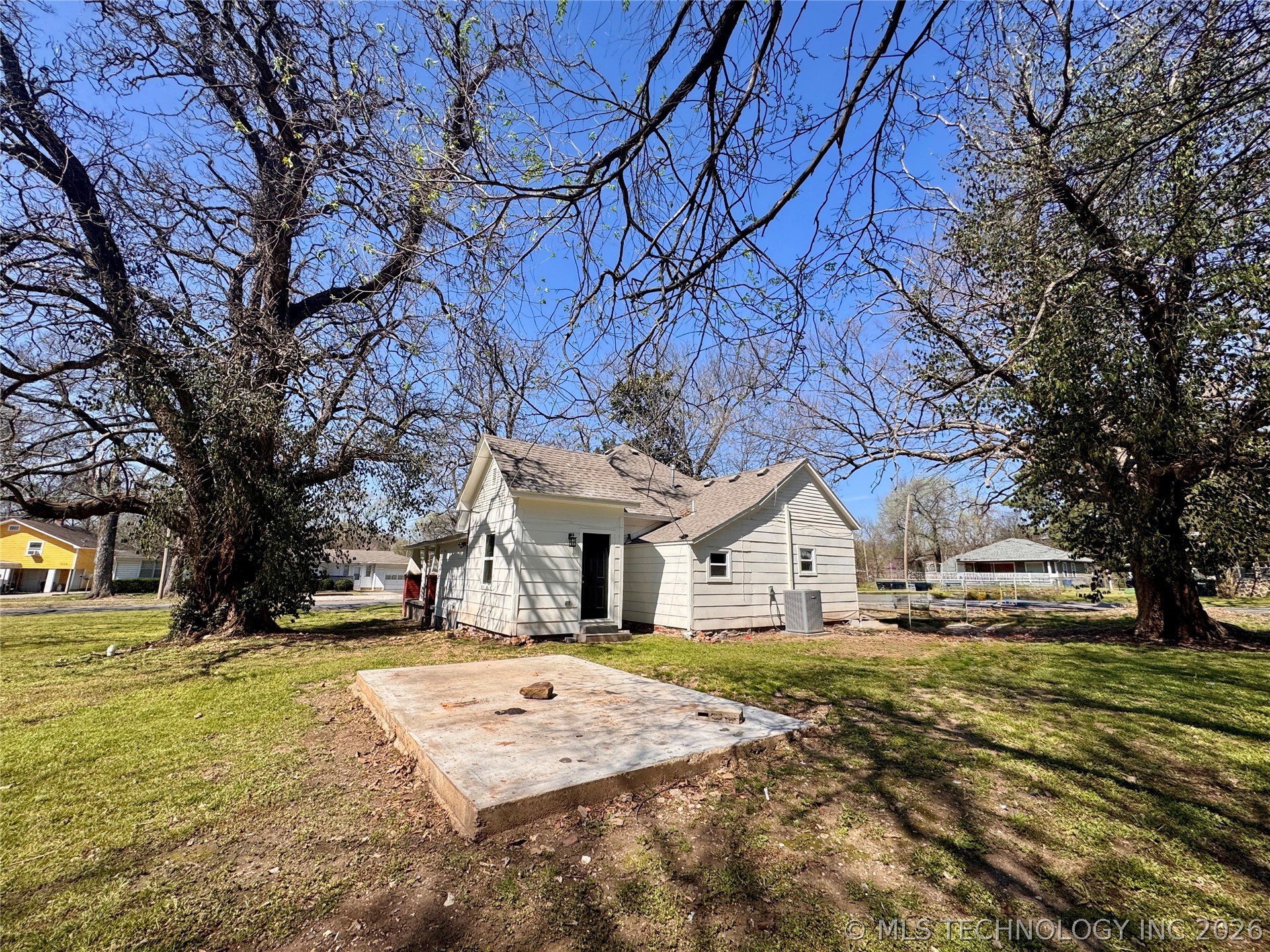 1020 N Vinita Avenue Tahlequah OK 74464