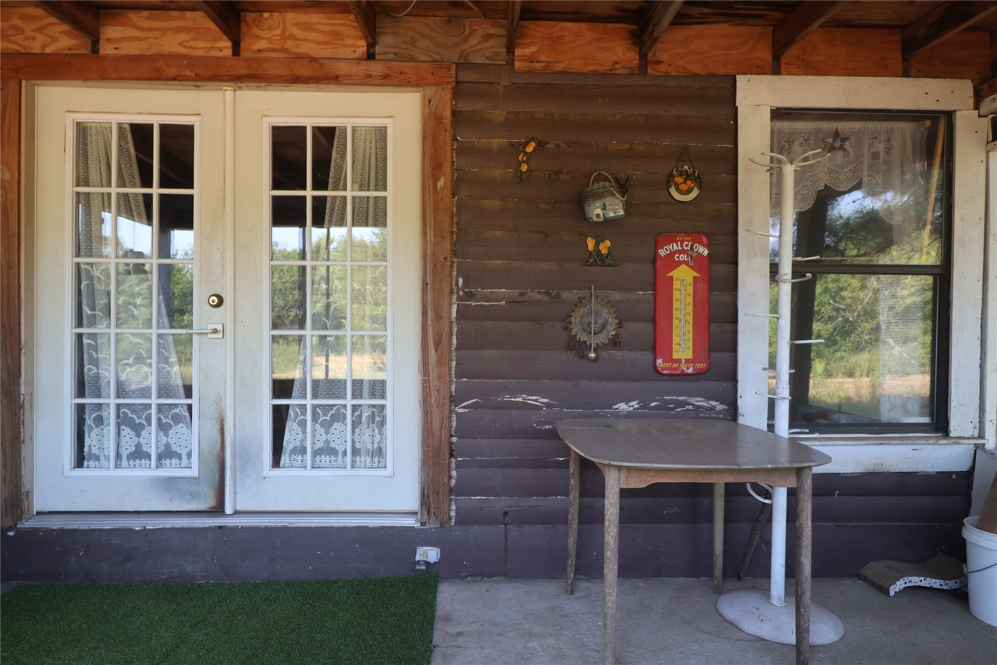 2601 N Witte Poteau OK 74953