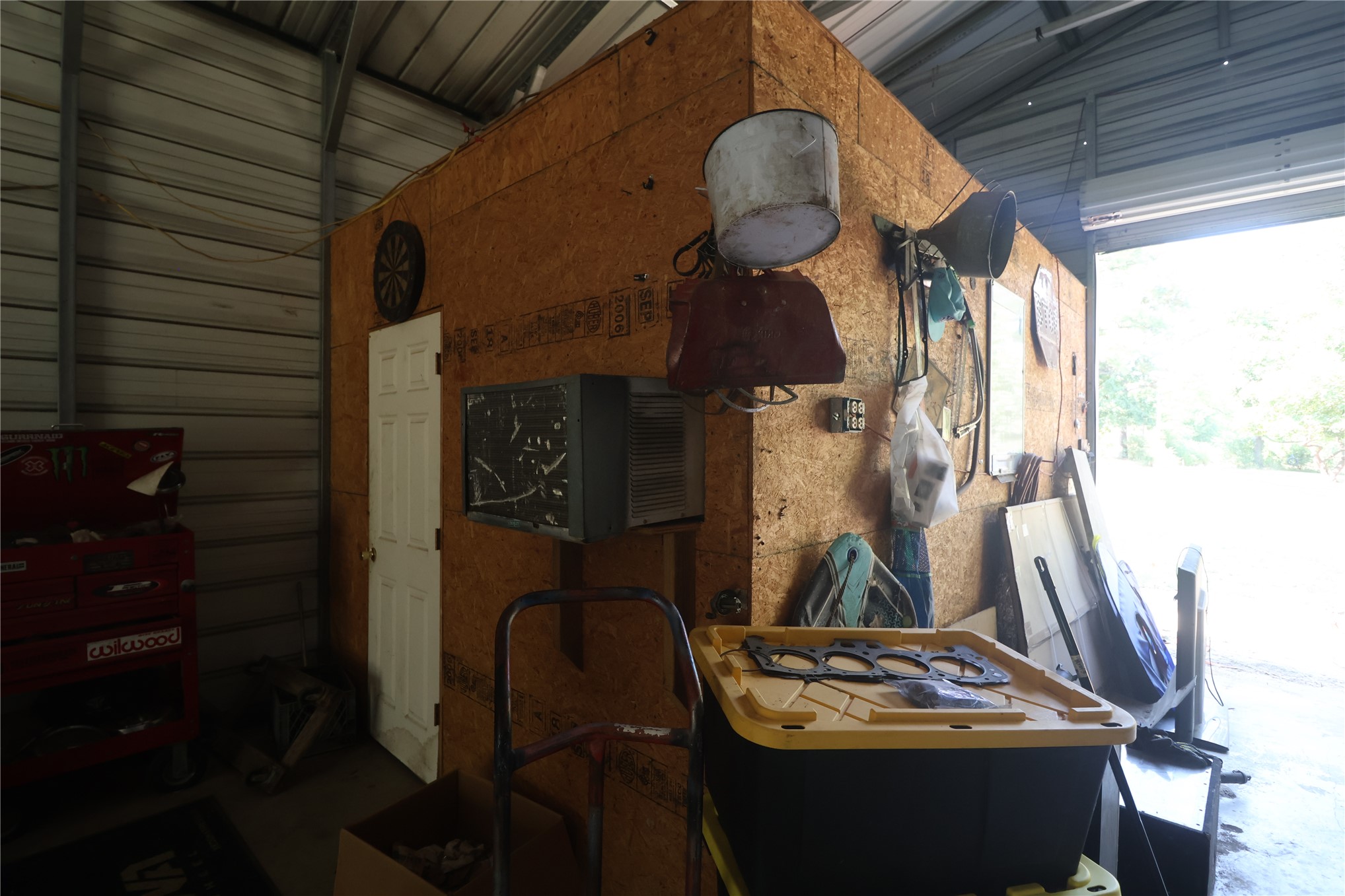 2601 N Witte Poteau OK 74953