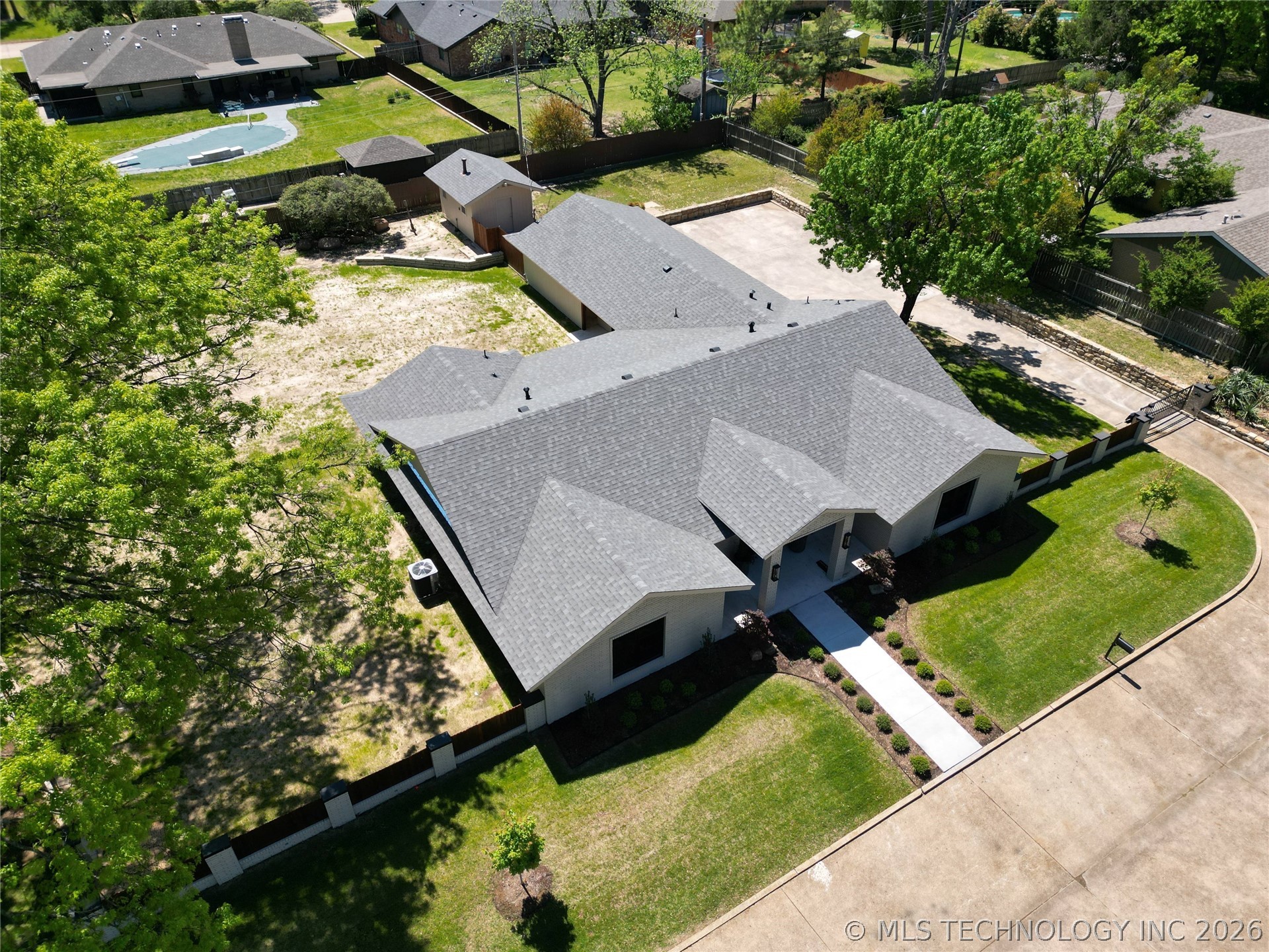2200 Cloverleaf Place Ardmore OK 73401