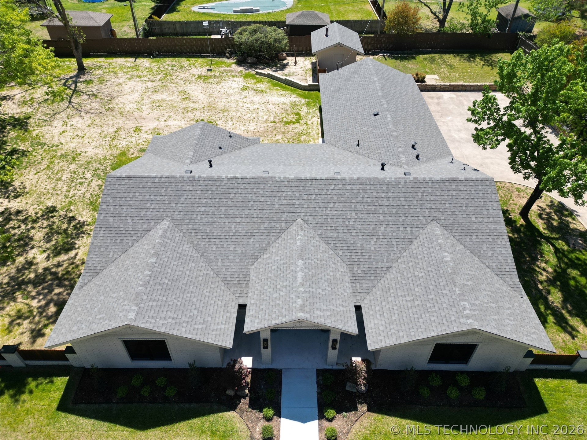 2200 Cloverleaf Place Ardmore OK 73401