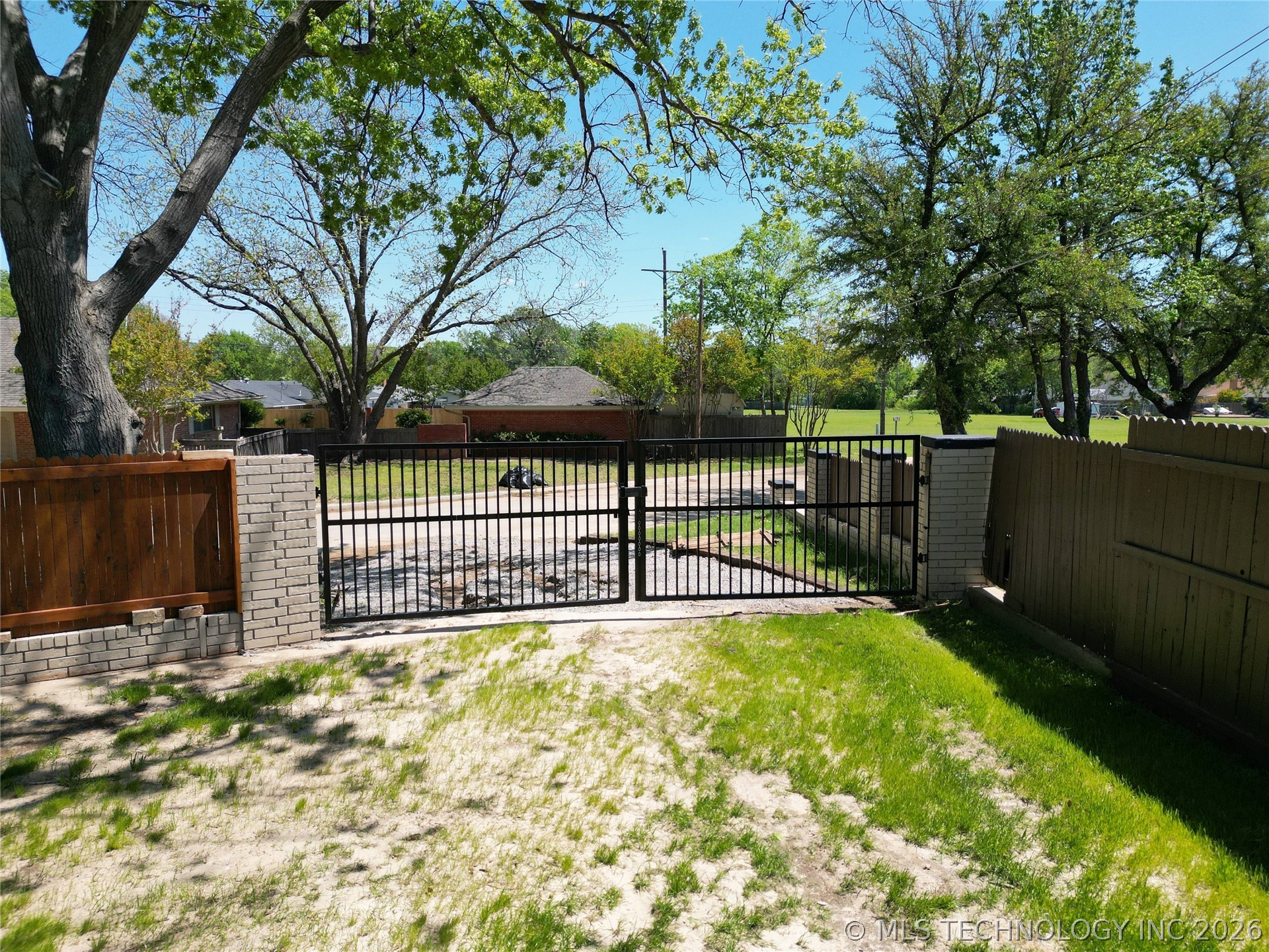 2200 Cloverleaf Place Ardmore OK 73401