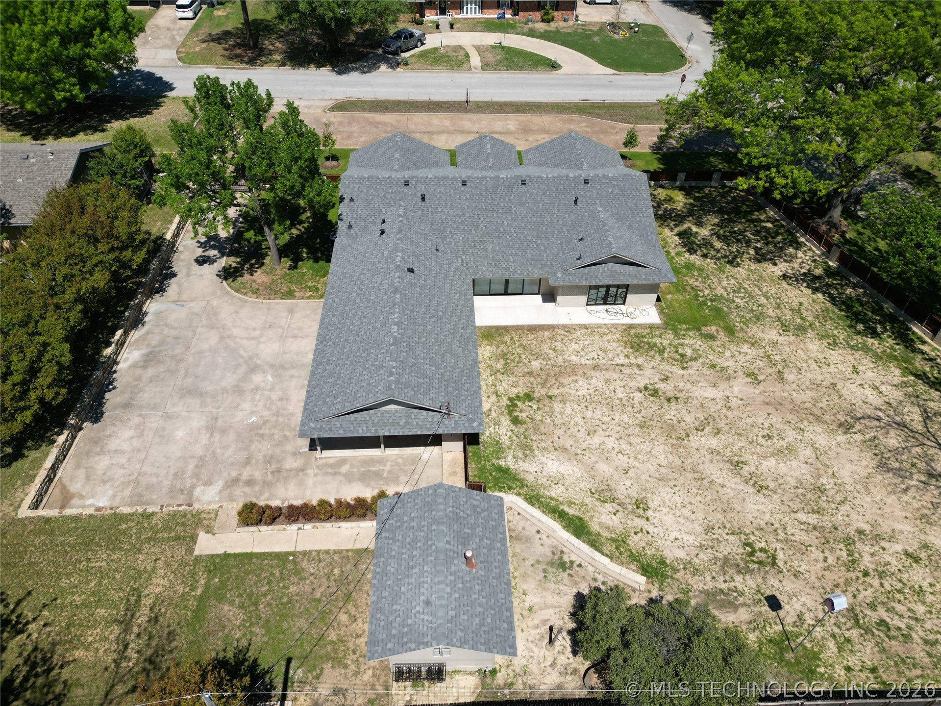 2200 Cloverleaf Place Ardmore OK 73401