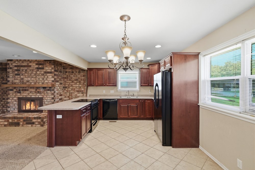 3830 S 82nd East Avenue Tulsa OK 74145