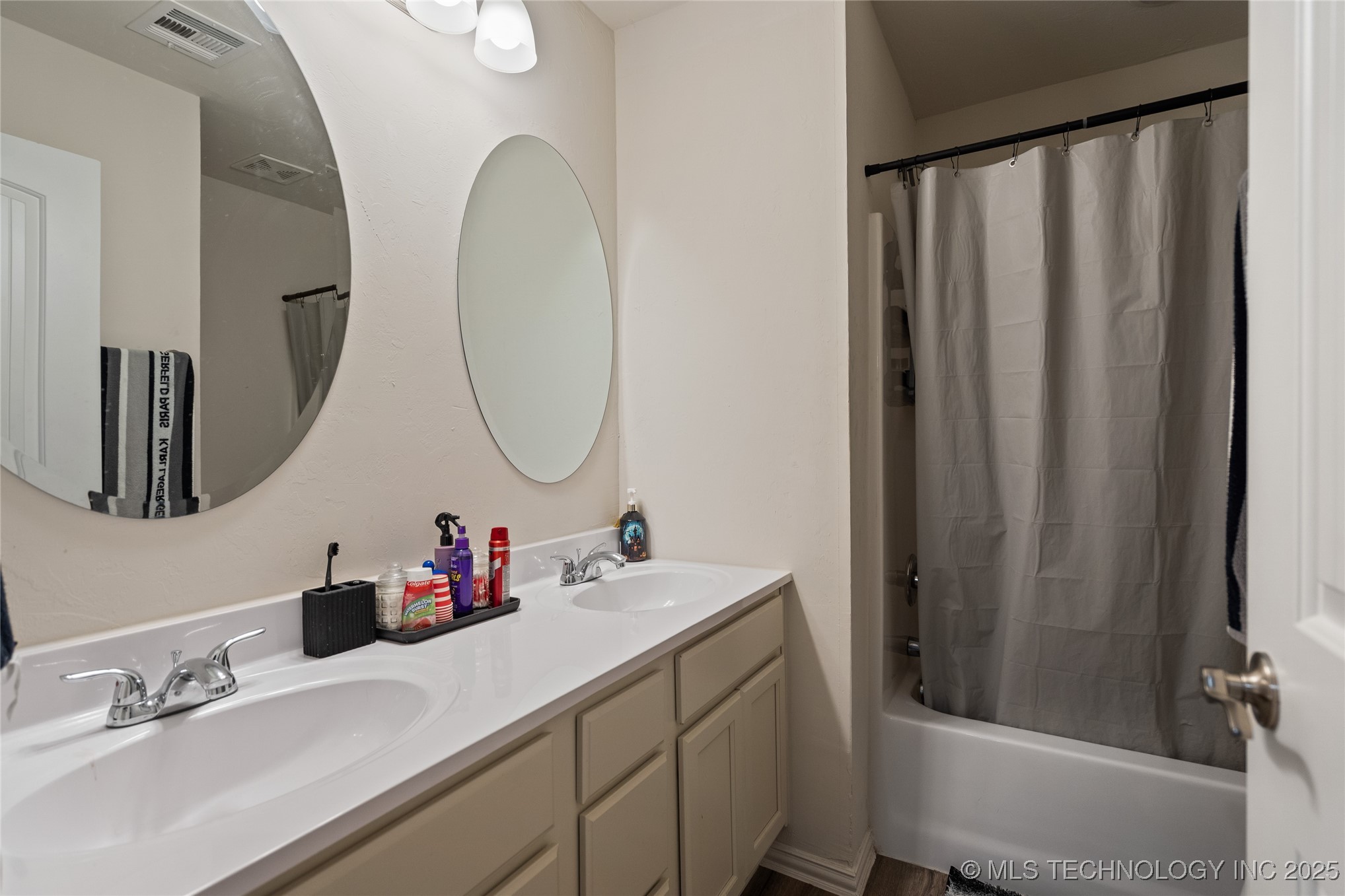 1022 Indian Plains Ardmore OK 73401