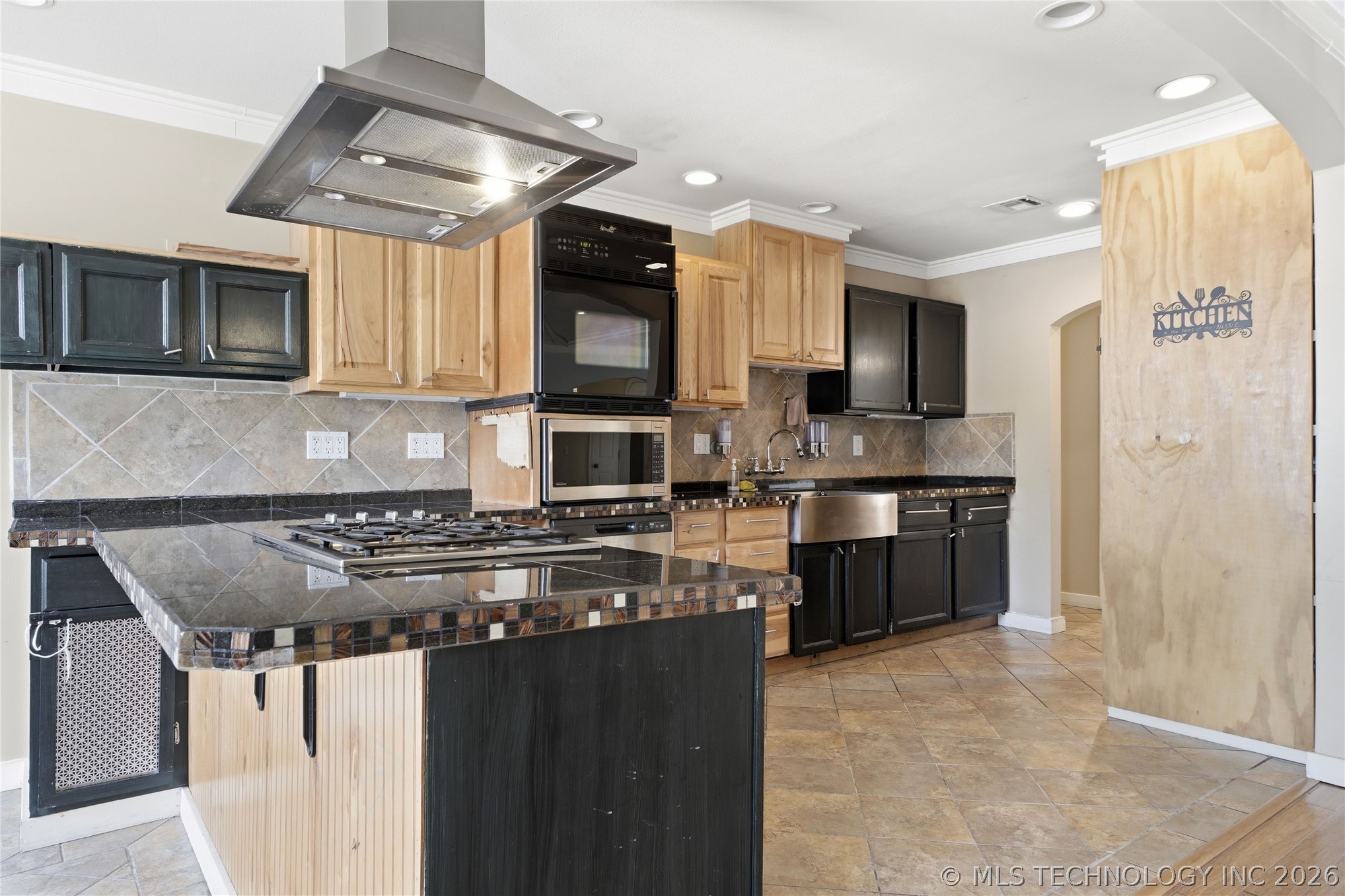 3226 N 2nd Place Broken Arrow OK 74012