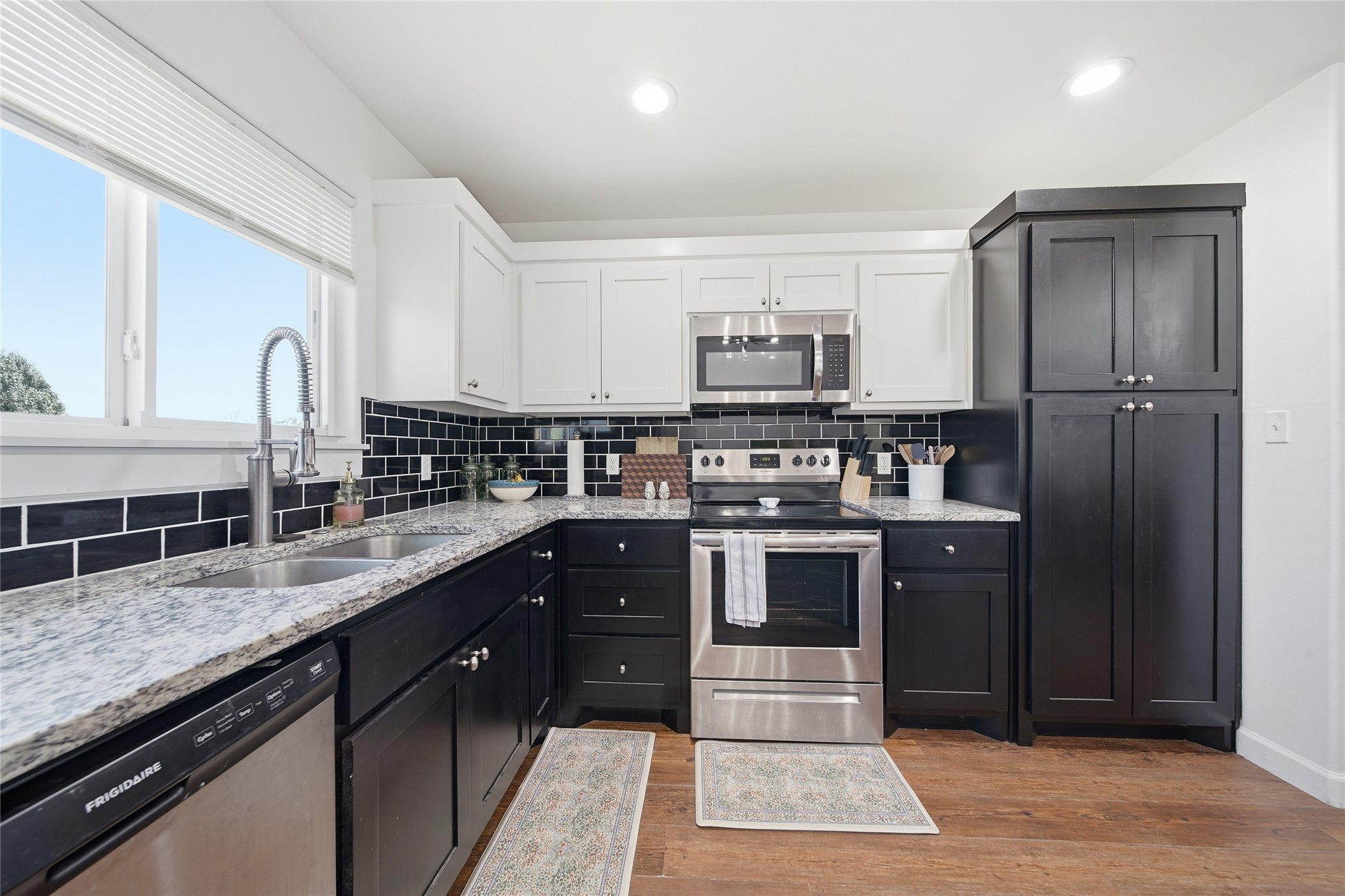 1042 N 4345 Pryor OK 74361