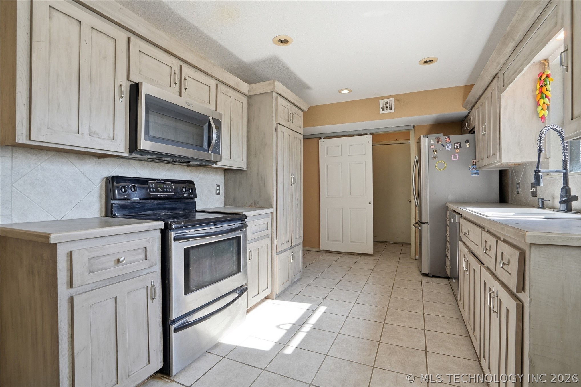 9608 W 71st Street S Tulsa OK 74131
