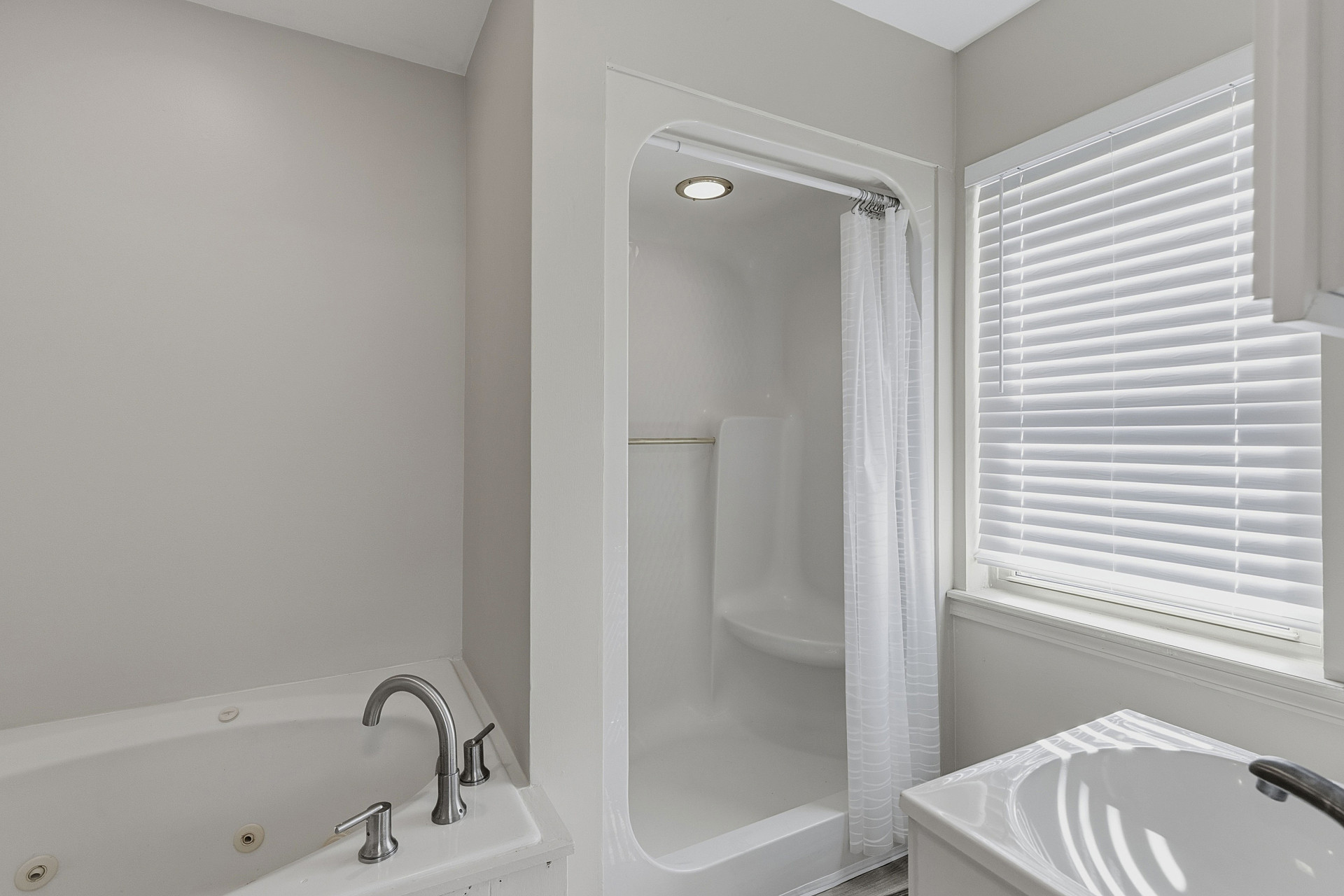 1112 Forest Drive Sand Springs OK 74063