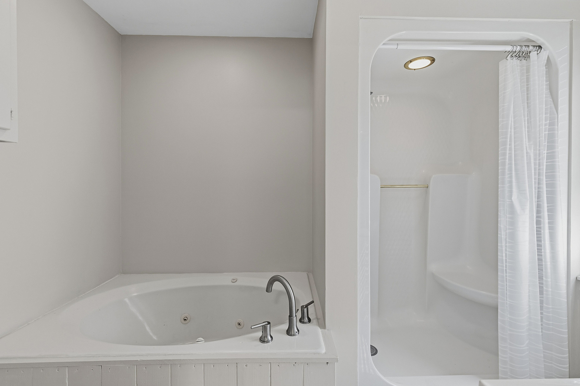 1112 Forest Drive Sand Springs OK 74063