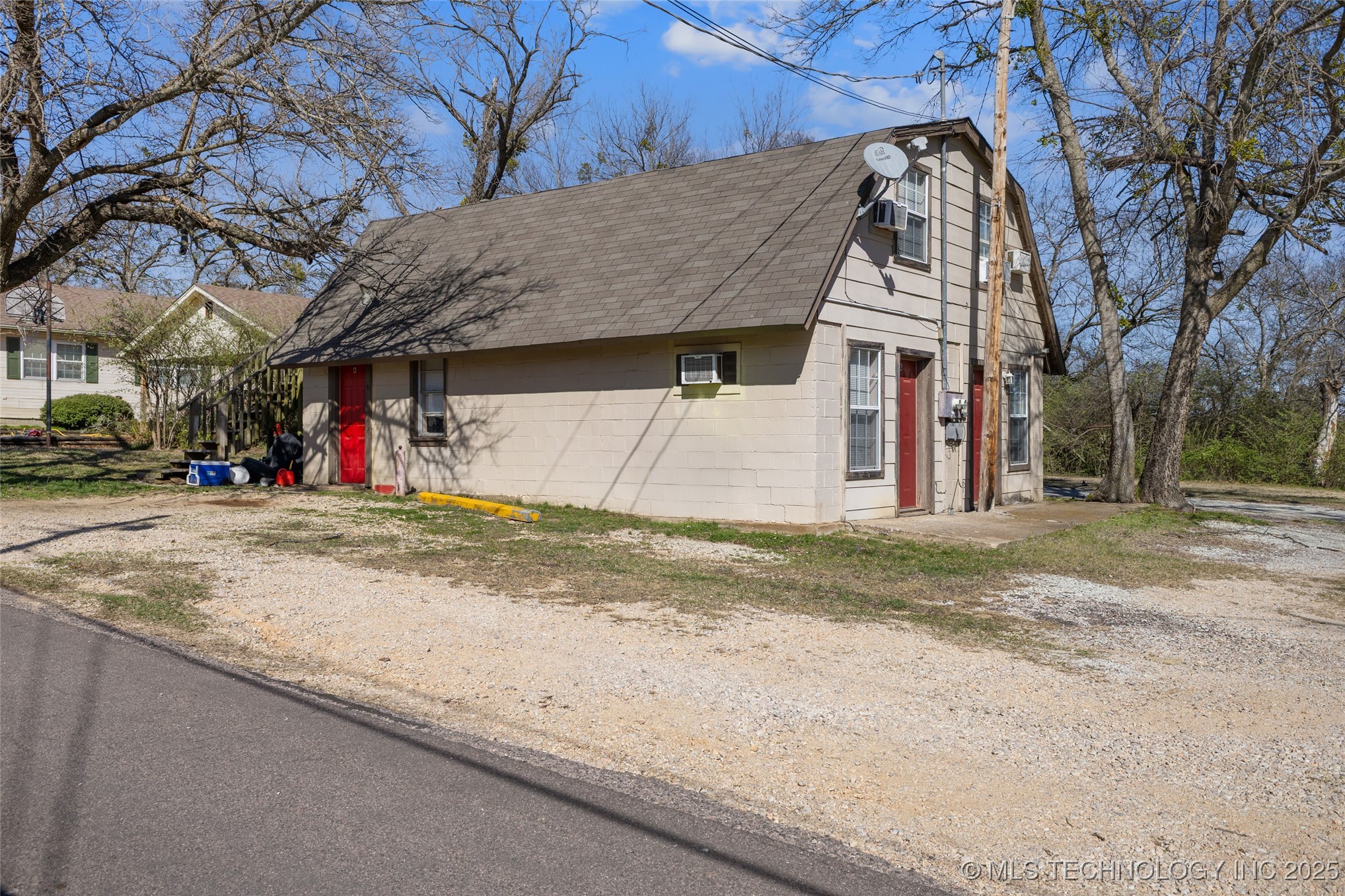 814 S Highland Ada OK 74820