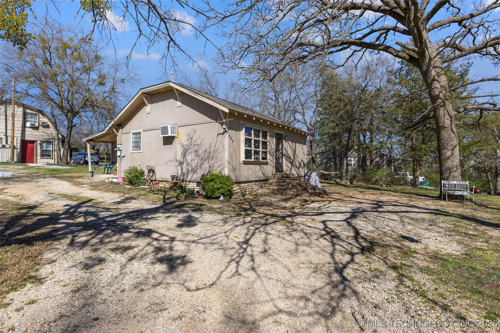 814 S Highland Ada OK 74820