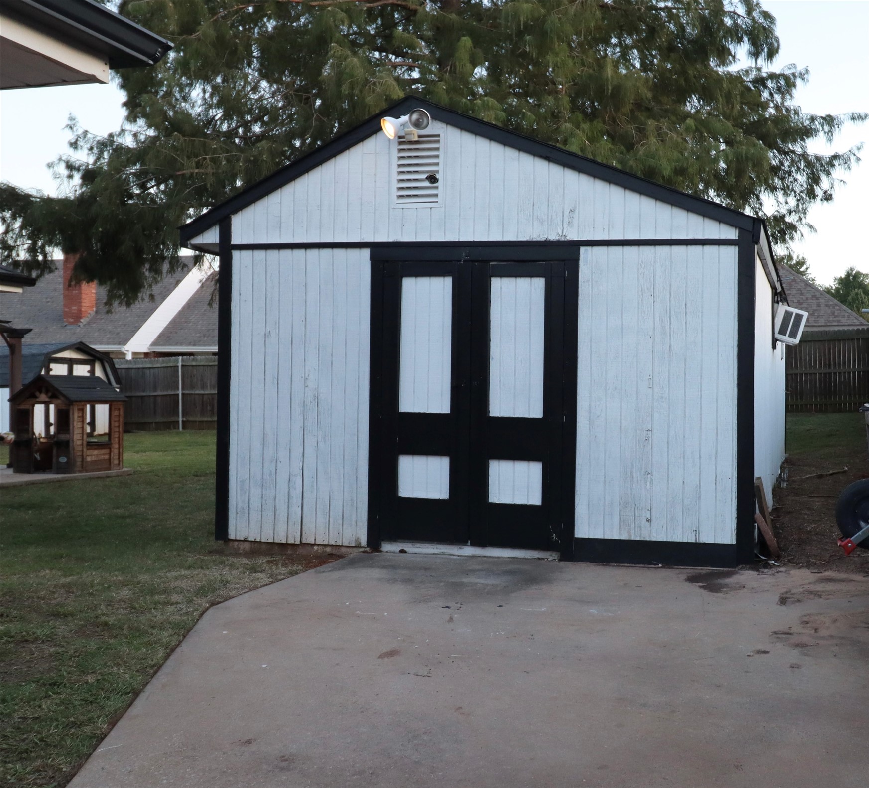1307 Castle Creek Street Shawnee OK 74804