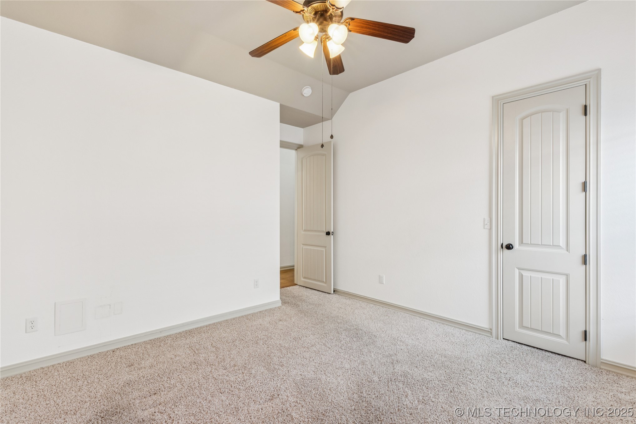 1312 S Desert Palm Lane Broken Arrow OK 74012