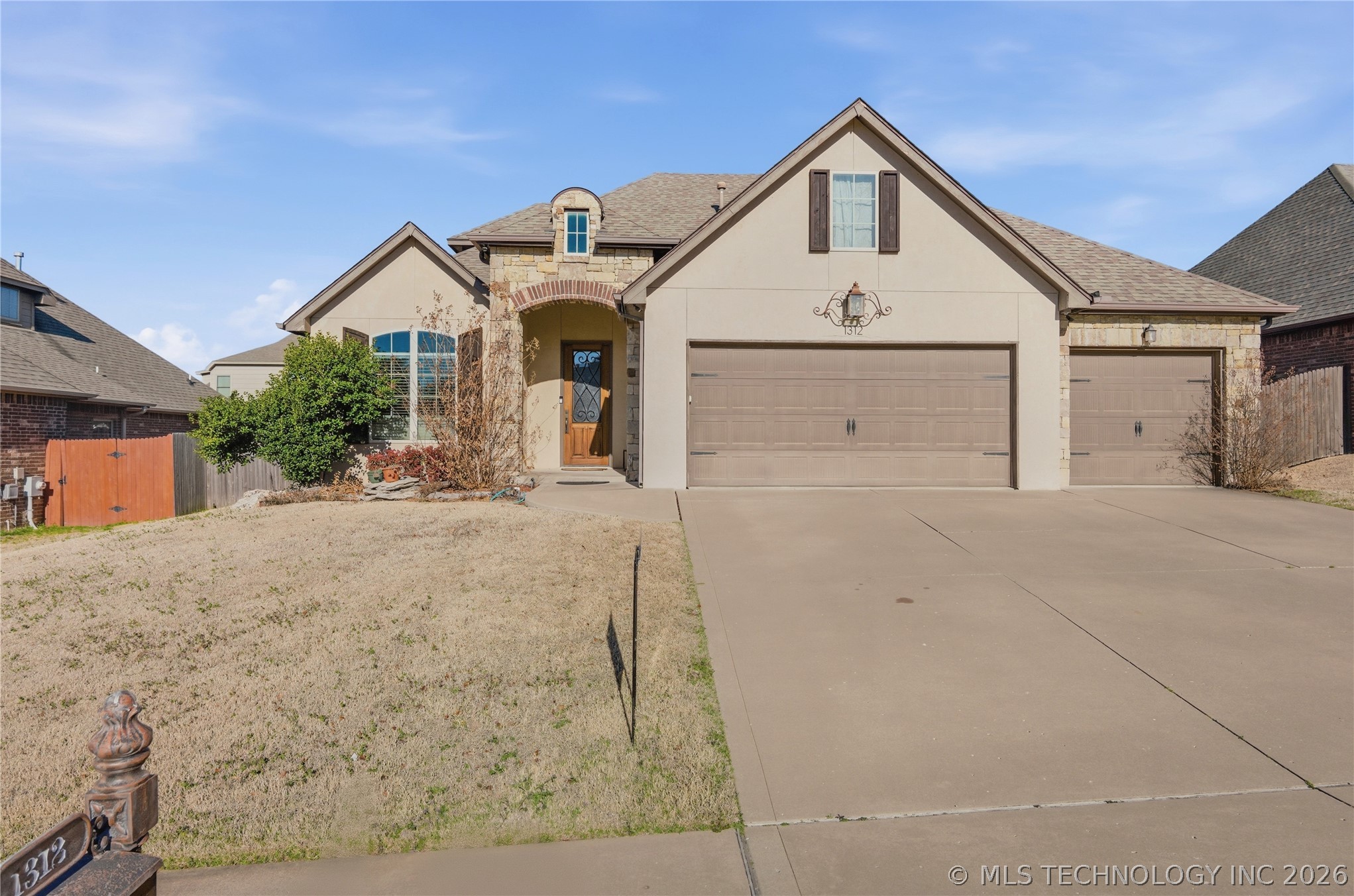 1312 S Desert Palm Lane Broken Arrow OK 74012