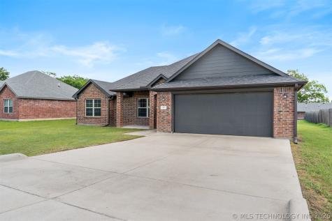 827 S Mckinley Avenue Calera OK 74730