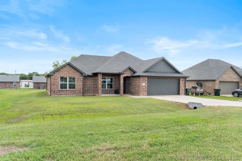 827 S Mckinley Avenue Calera OK 74730