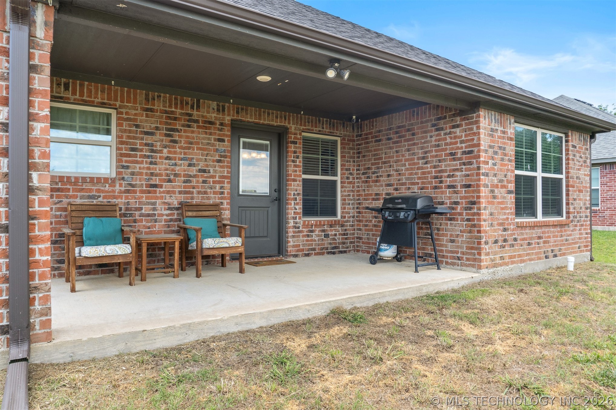 827 S Mckinley Avenue Calera OK 74730