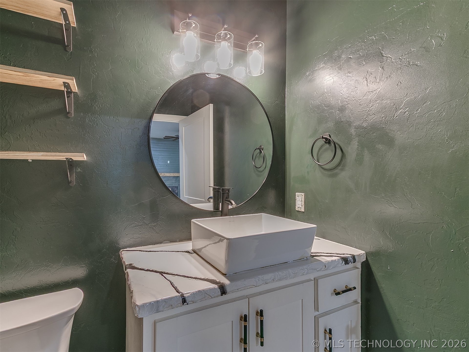 17301 Winding Creek Newalla OK 74857