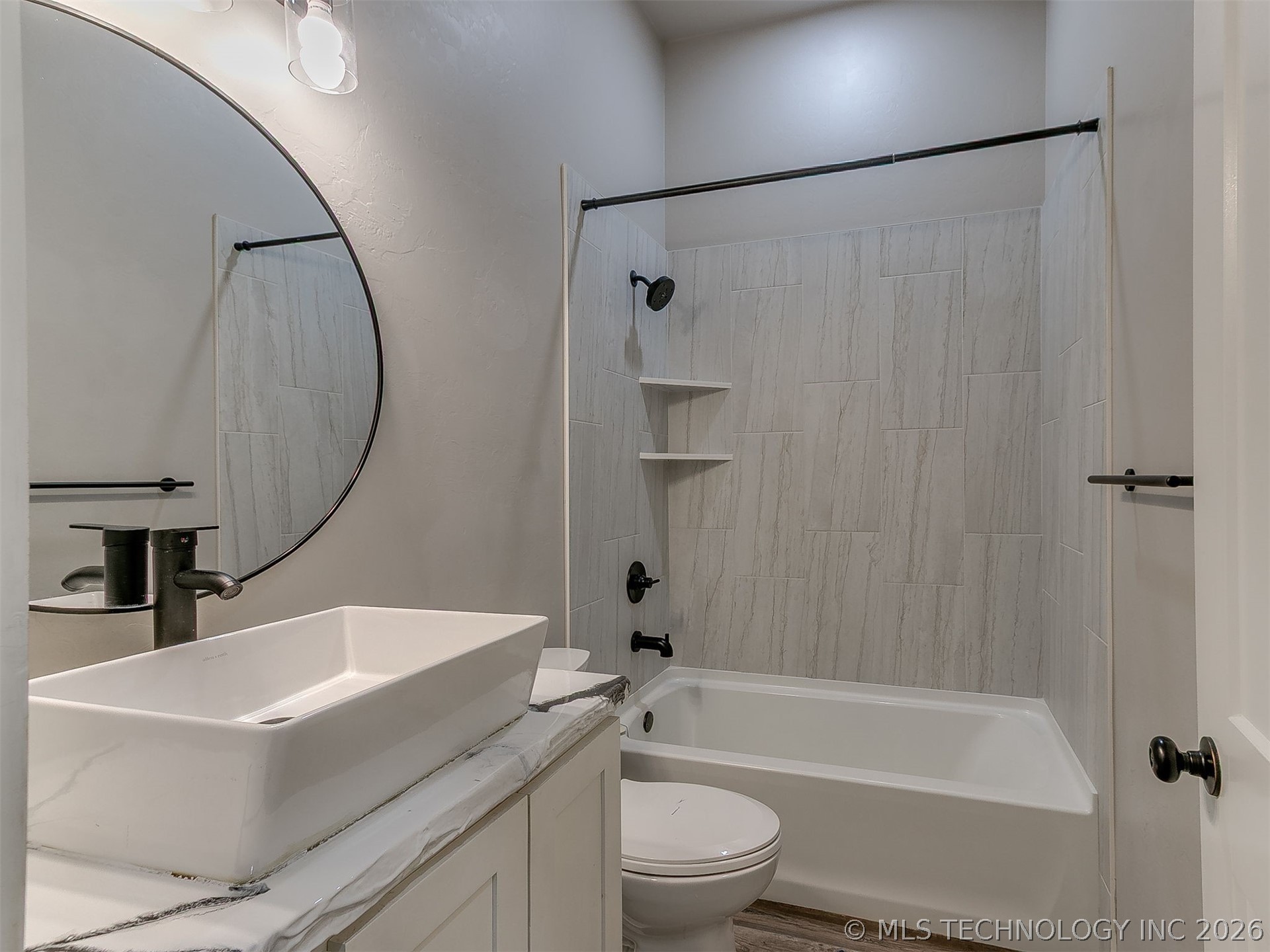 17301 Winding Creek Newalla OK 74857