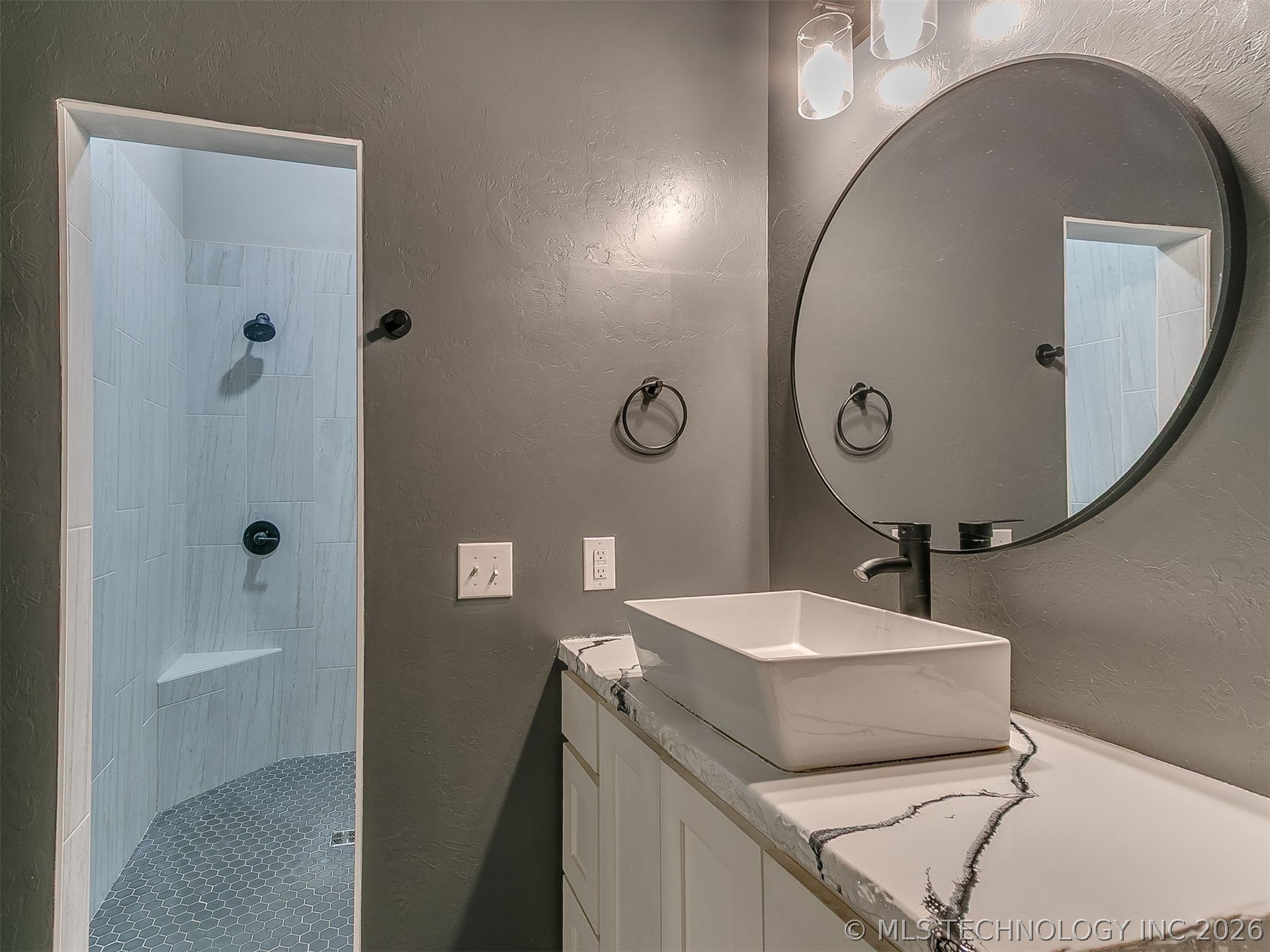 17301 Winding Creek Newalla OK 74857