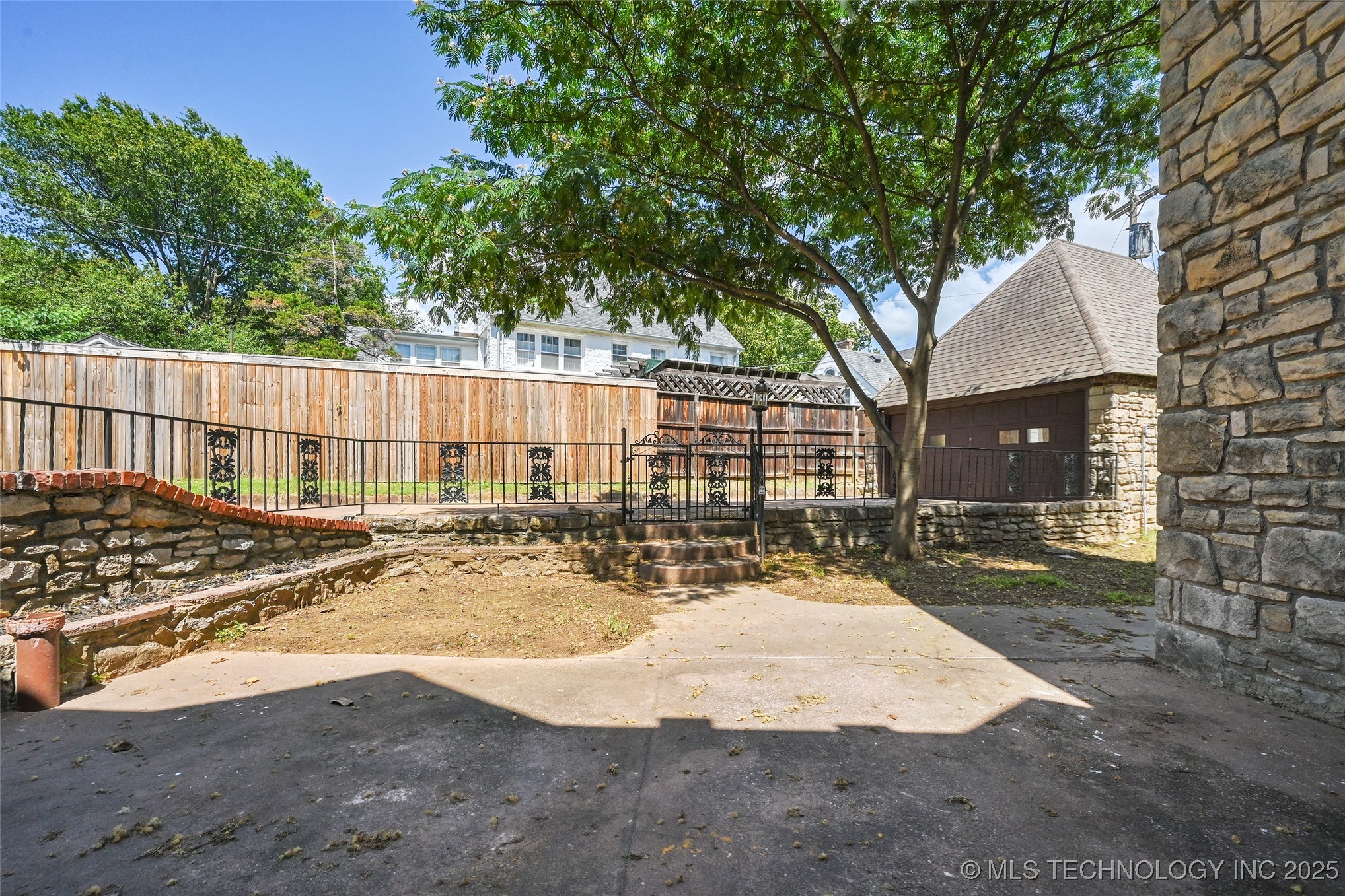2605 S St Louis Avenue Tulsa OK 74114