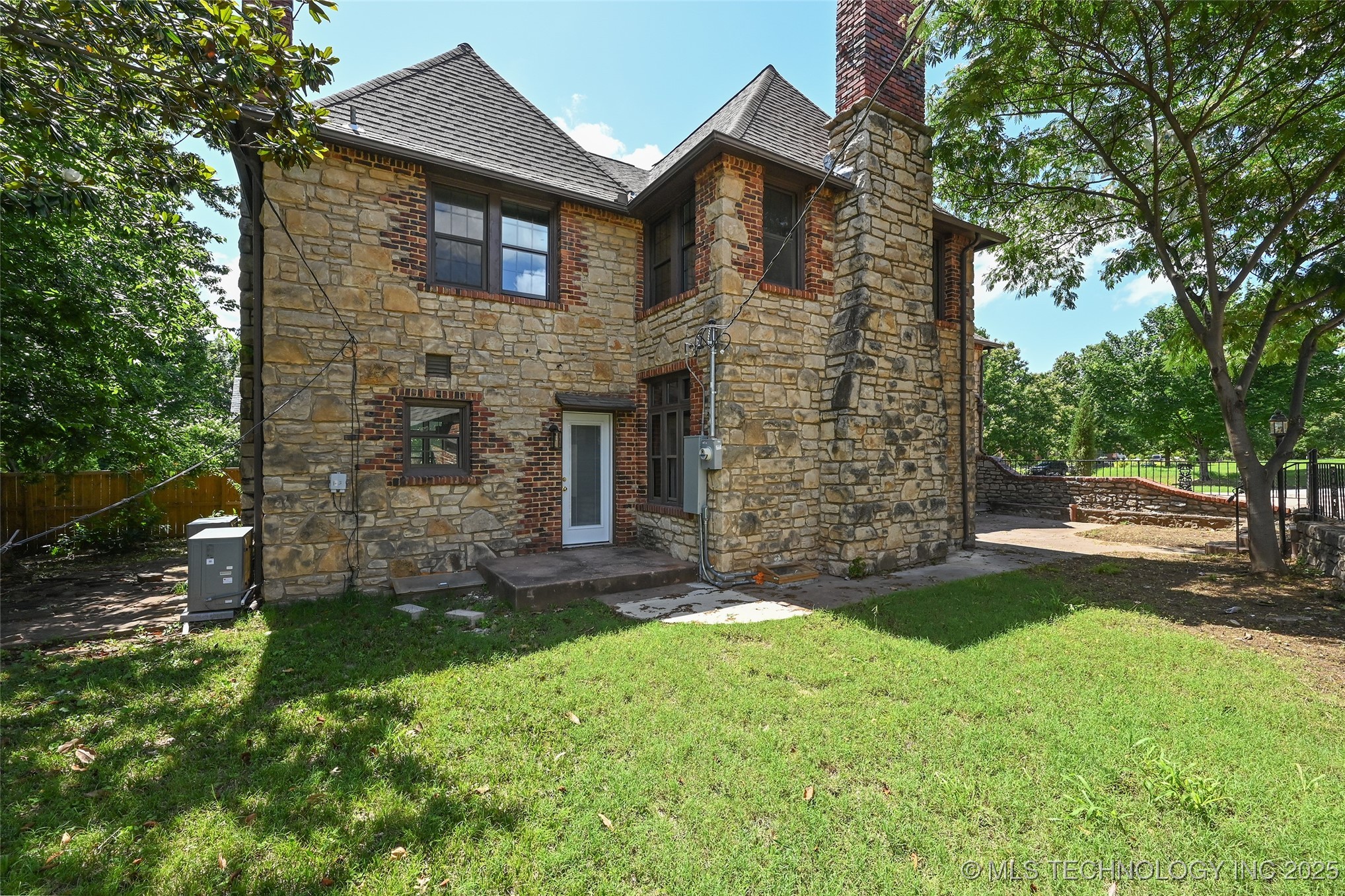 2605 S St Louis Avenue Tulsa OK 74114