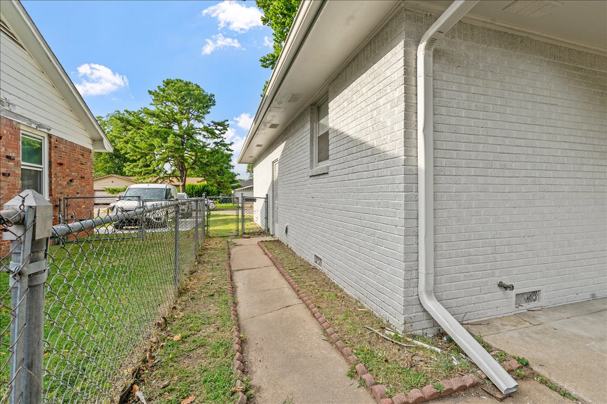 9178 E Marshall Place N Tulsa OK 74115