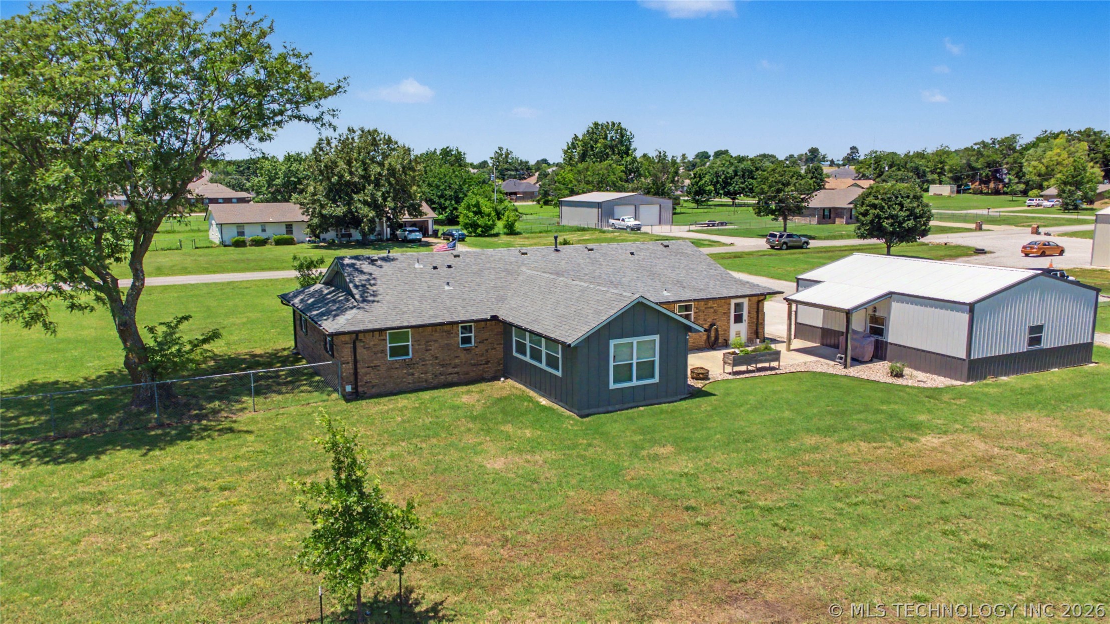 1120 S Sequoyah Drive Oologah OK 74053