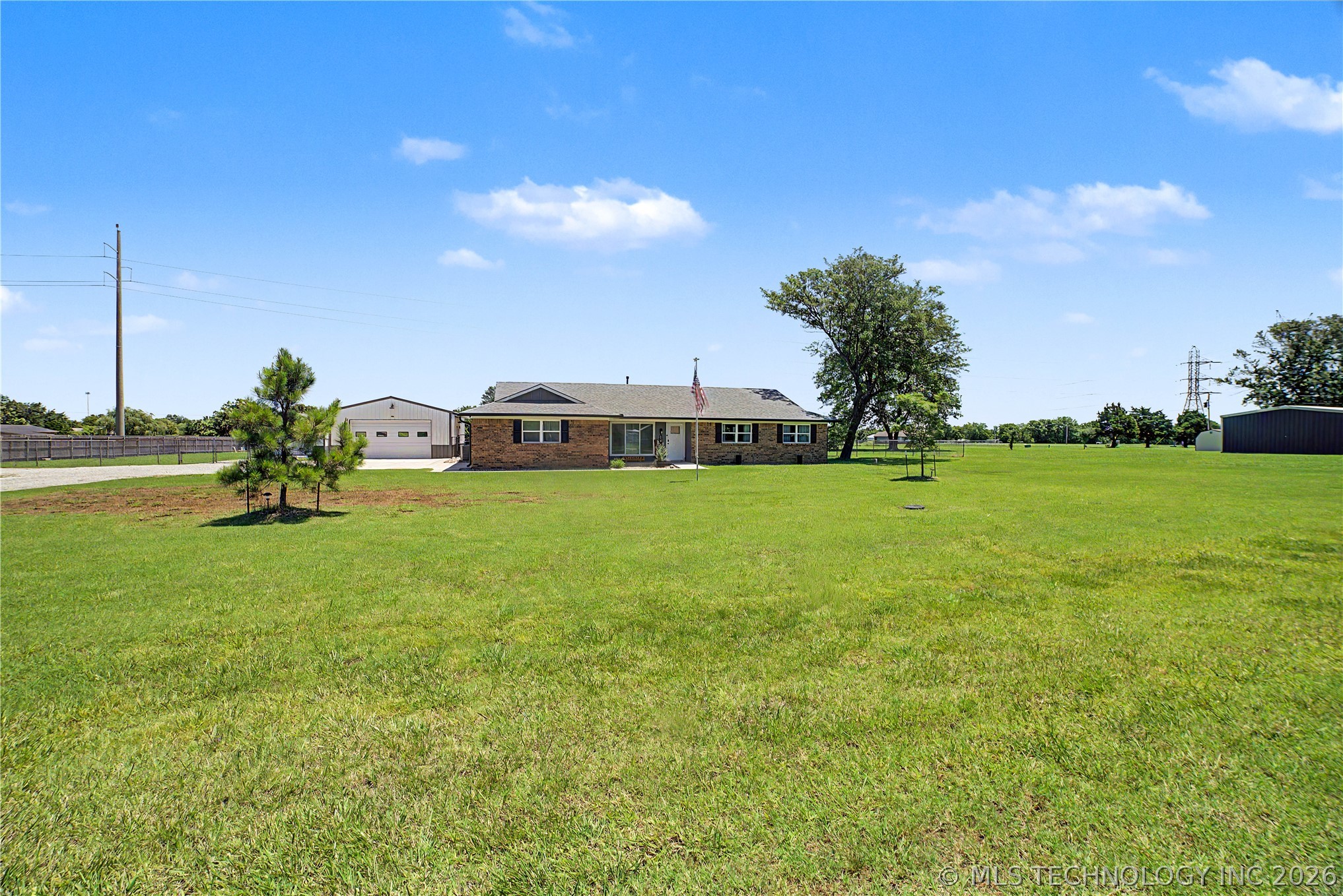1120 S Sequoyah Drive Oologah OK 74053
