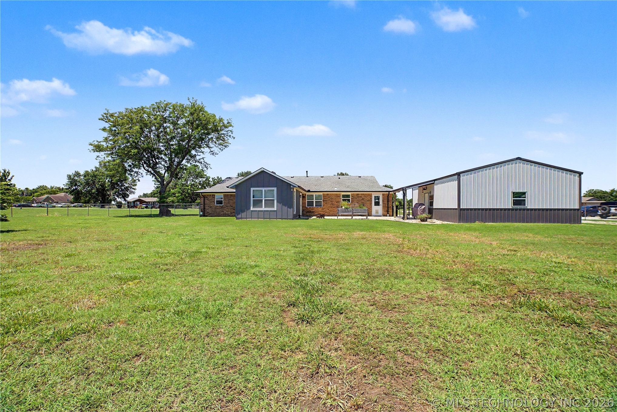 1120 S Sequoyah Drive Oologah OK 74053