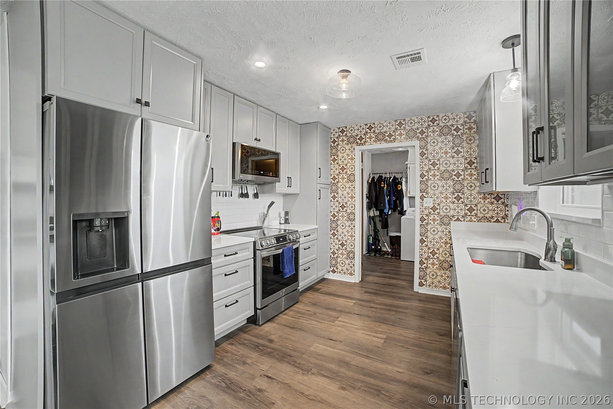 1120 S Sequoyah Drive Oologah OK 74053