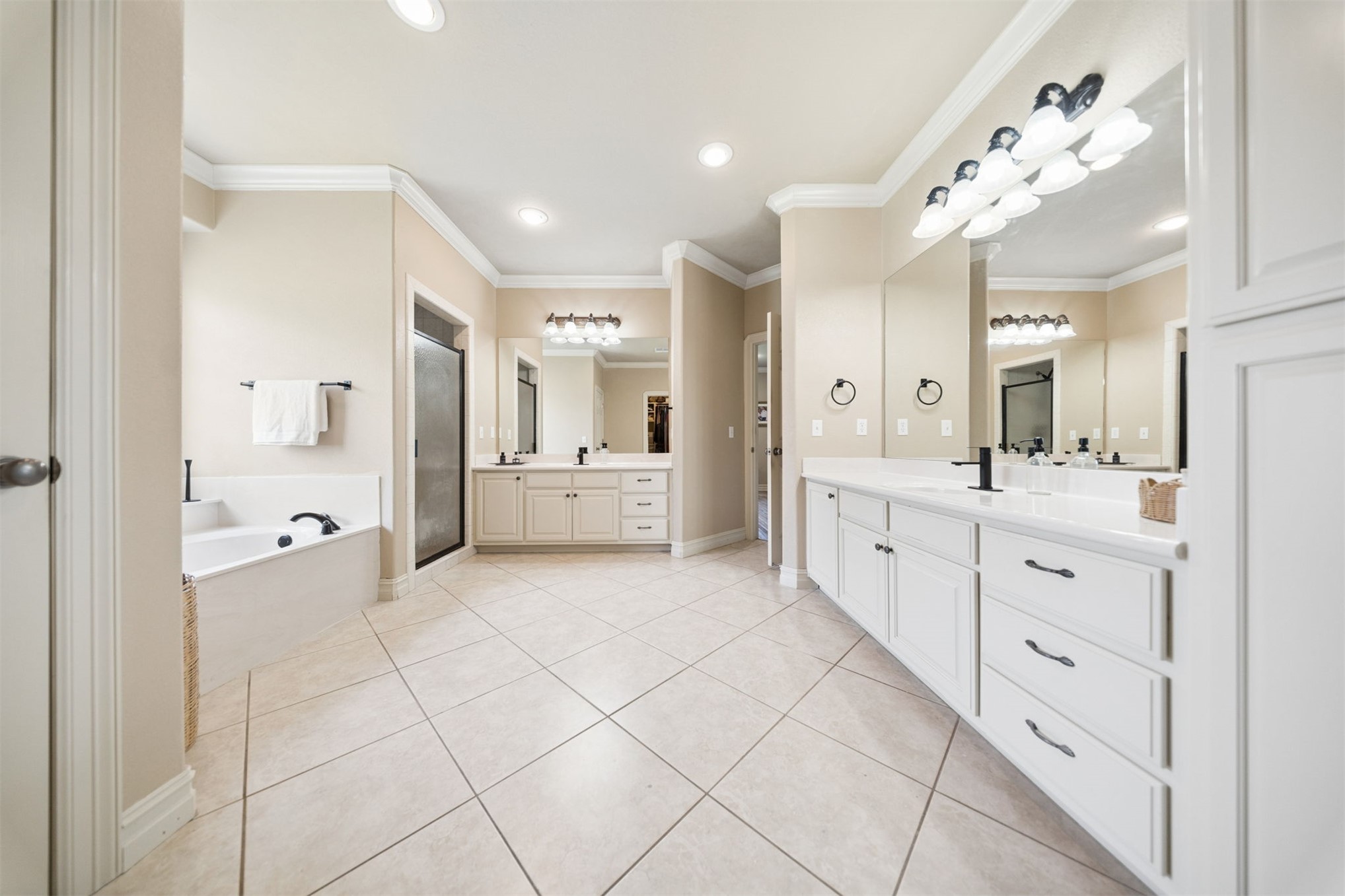 9728 S 431 Road Chouteau OK 74337