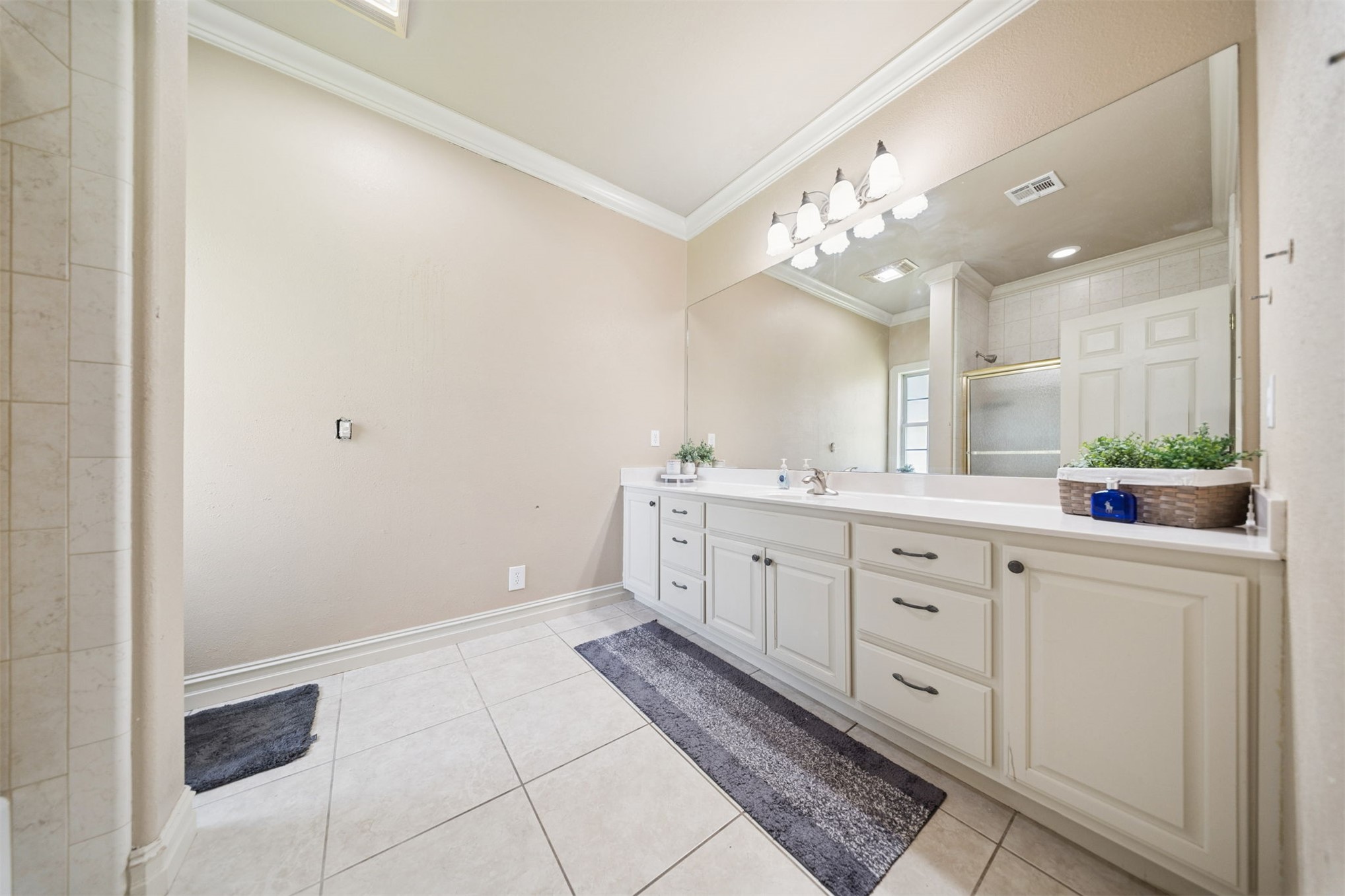 9728 S 431 Road Chouteau OK 74337