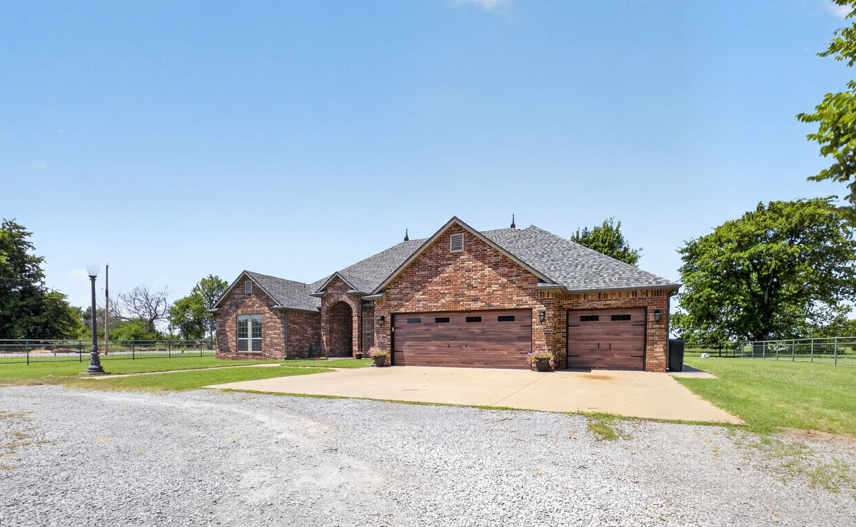 9728 S 431 Road Chouteau OK 74337