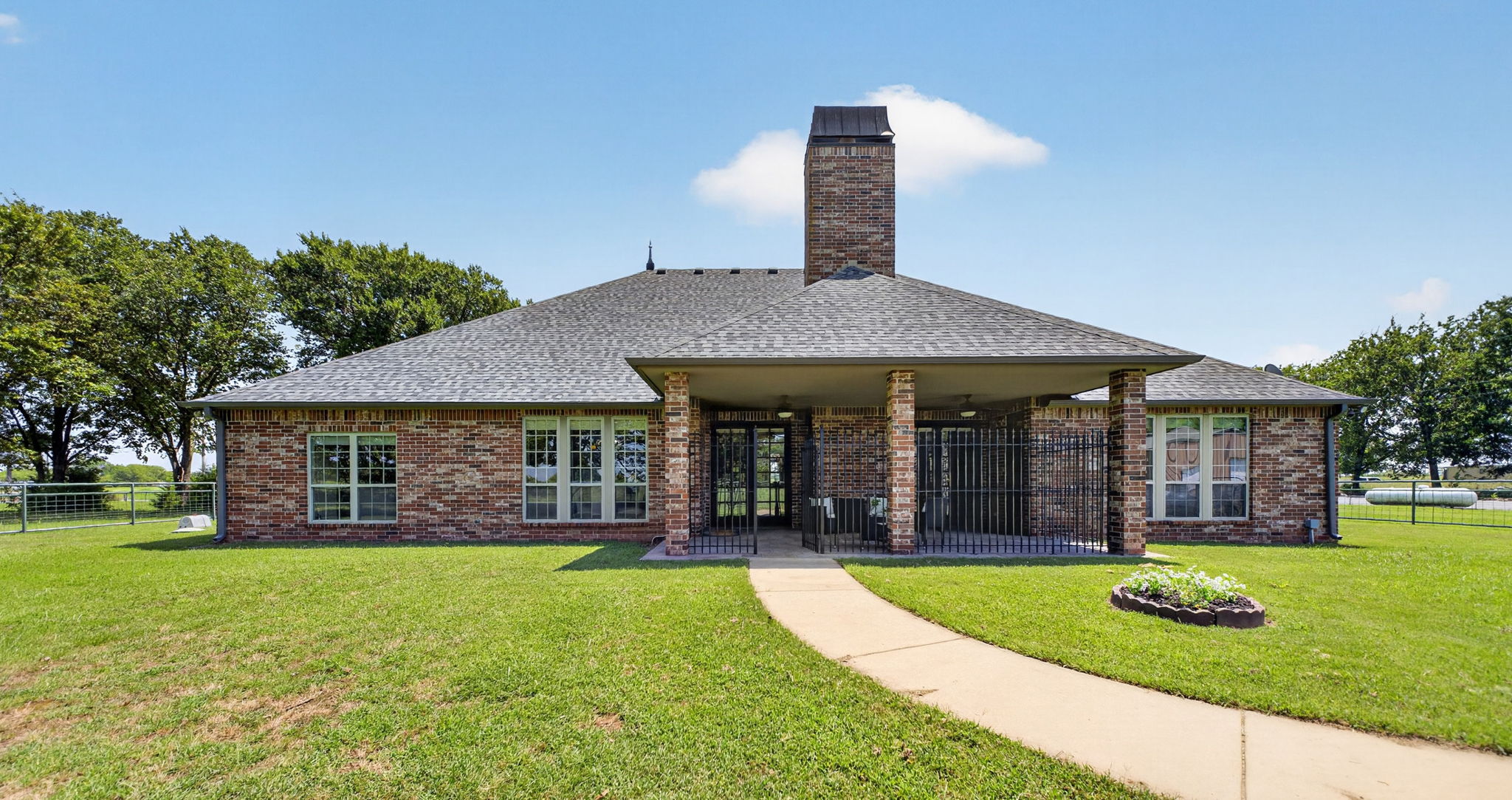 9728 S 431 Road Chouteau OK 74337