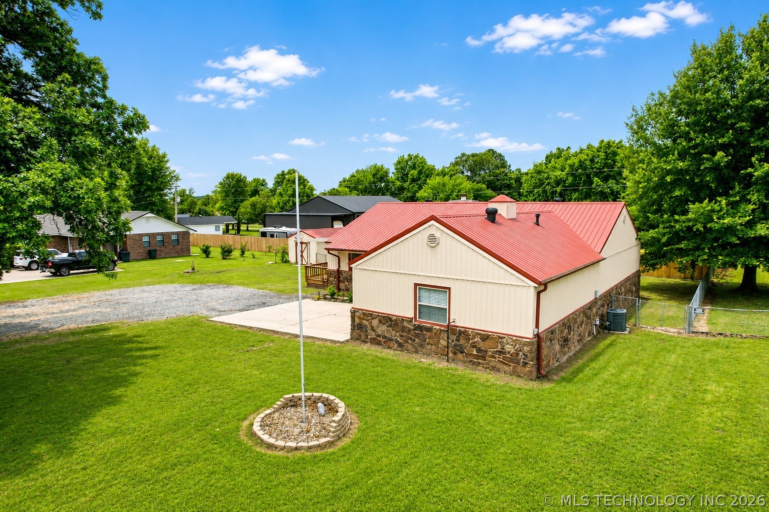 237 Hamilton Road Eufaula OK 74432