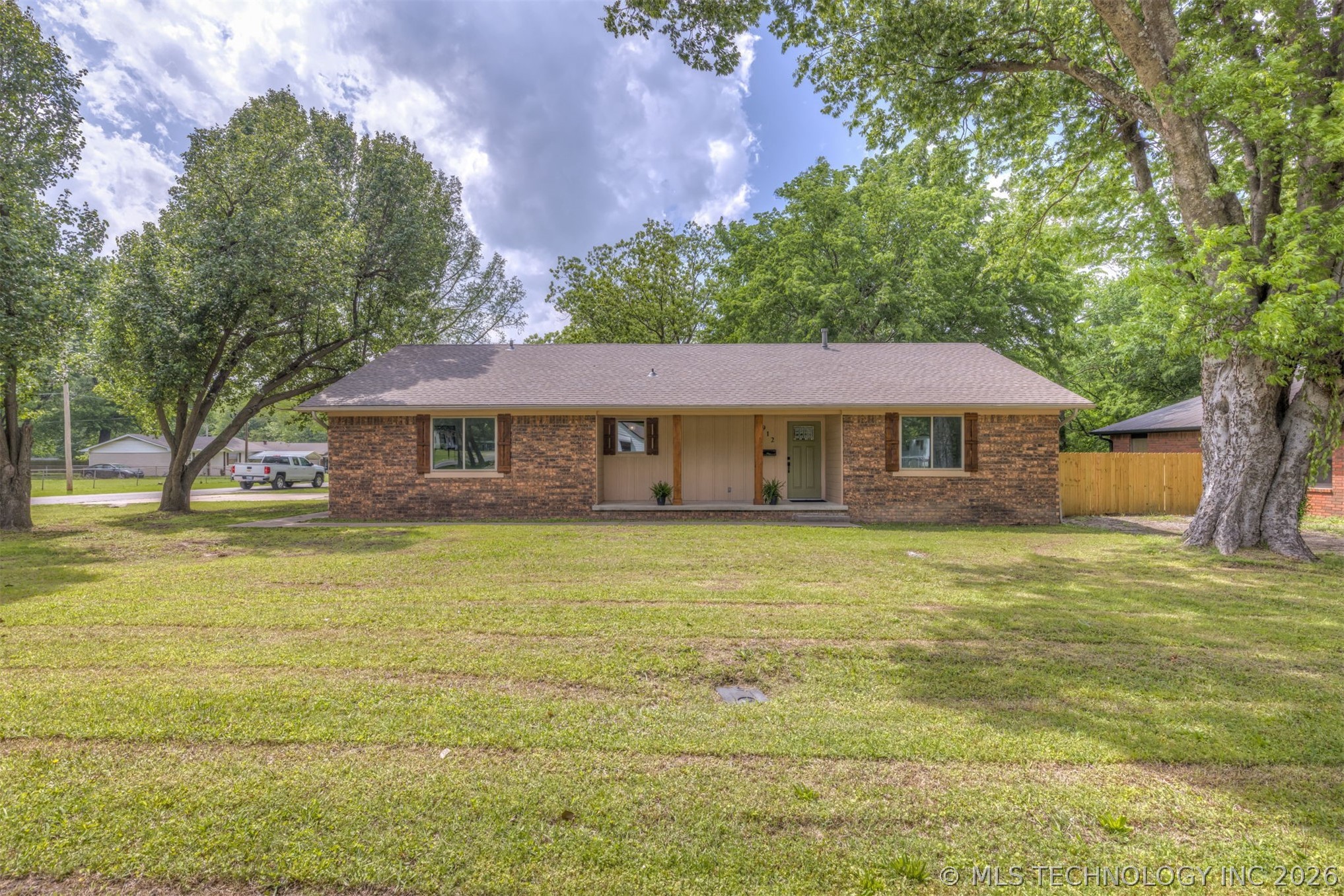 912 S Garfield Avenue Wagoner OK 74467