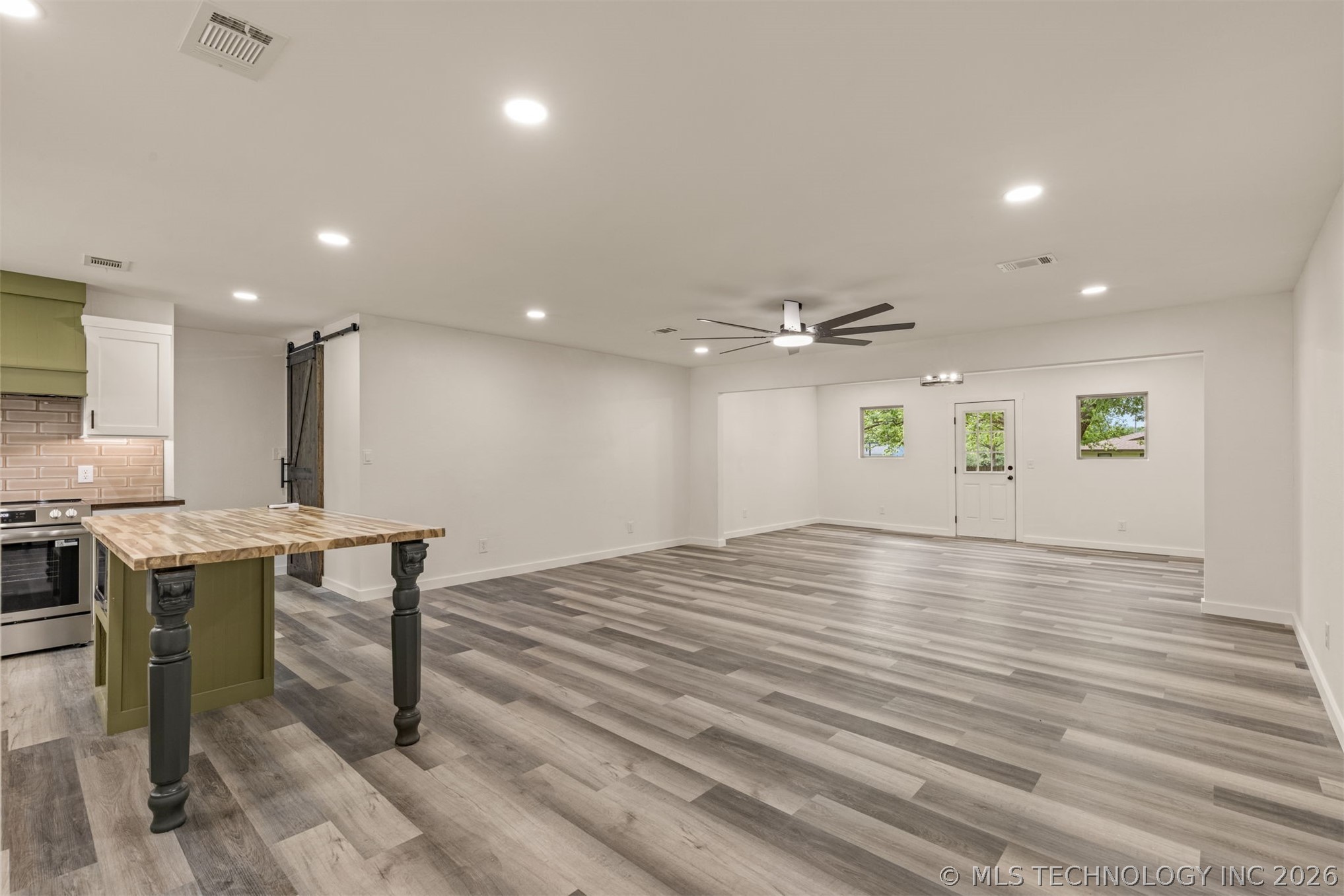 912 S Garfield Avenue Wagoner OK 74467