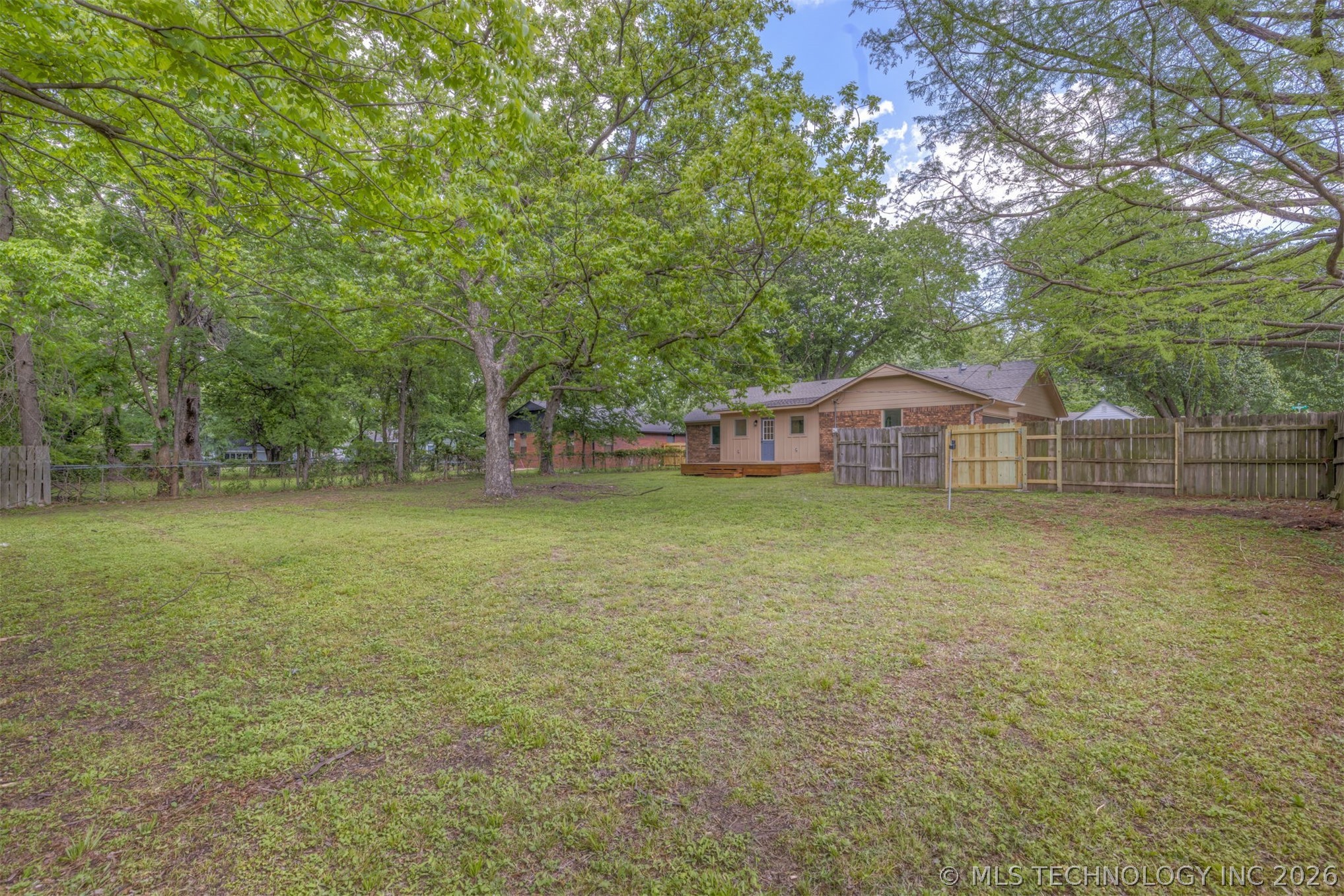 912 S Garfield Avenue Wagoner OK 74467