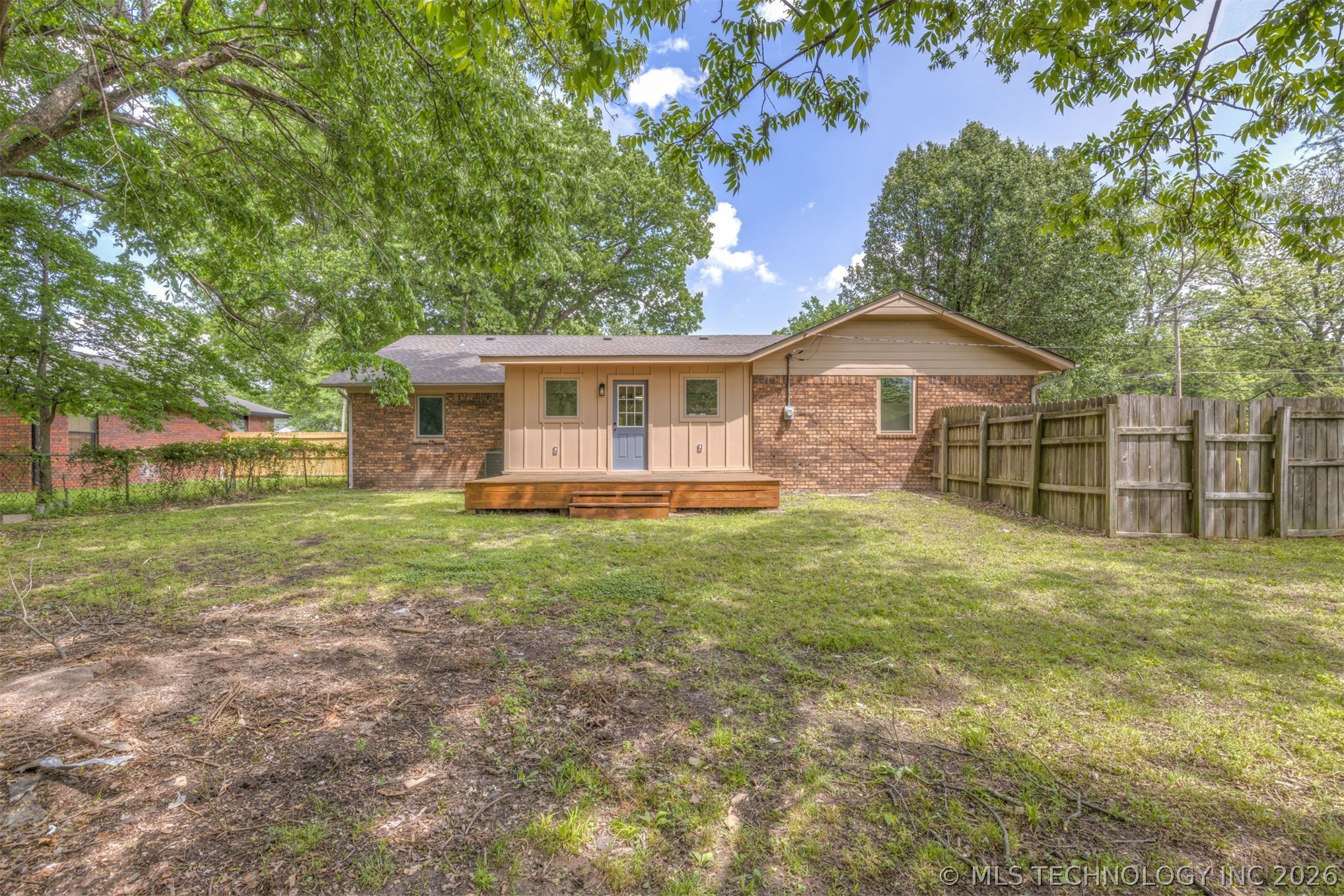 912 S Garfield Avenue Wagoner OK 74467