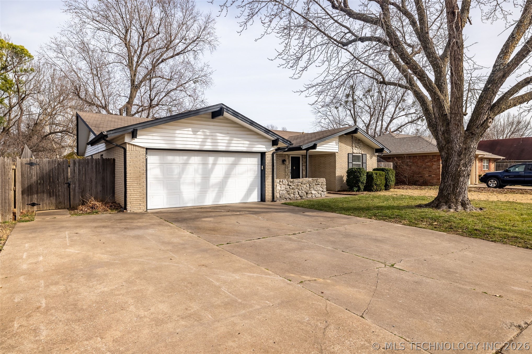 3009 S Elm Avenue Broken Arrow OK 74012