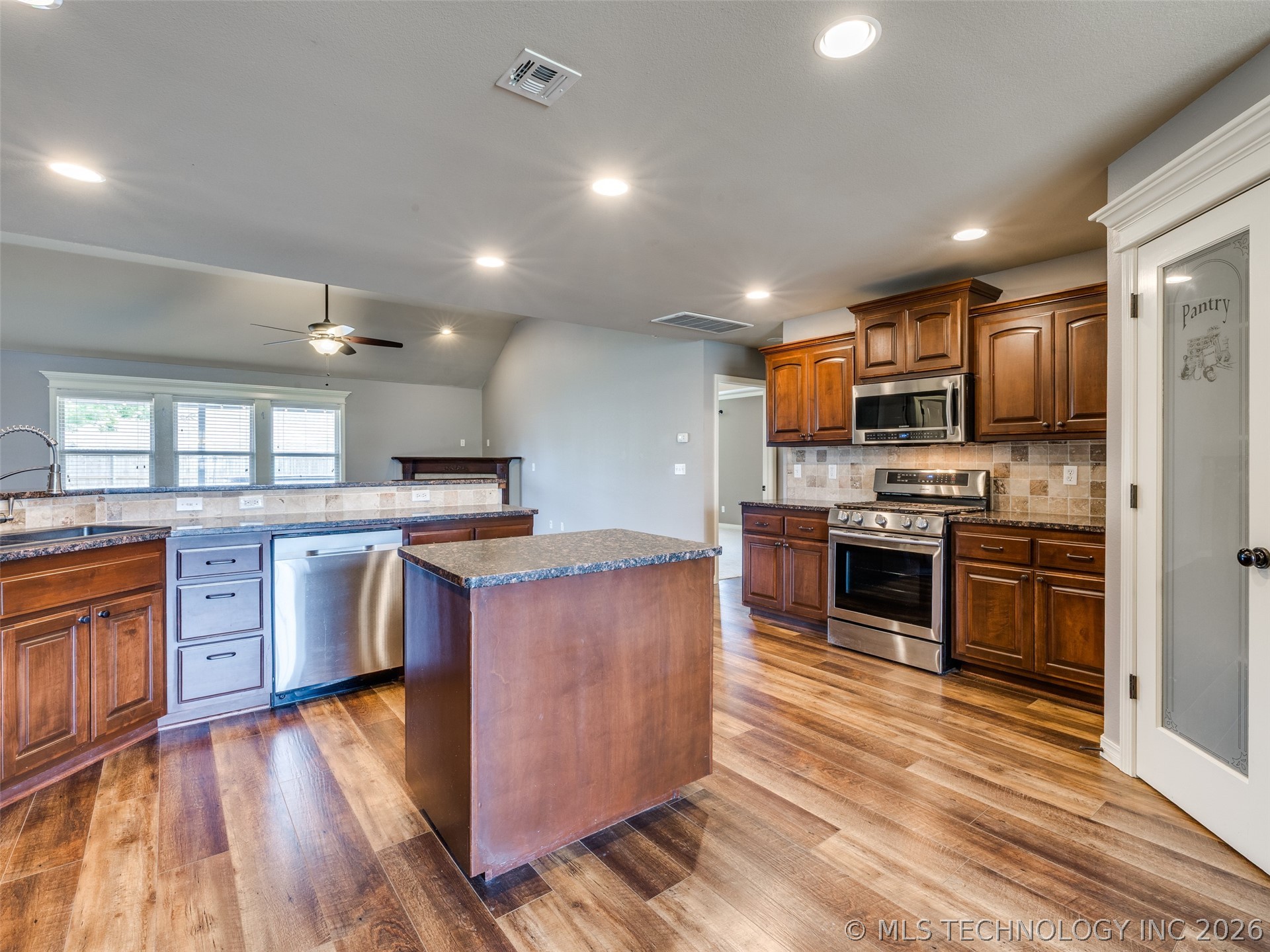 9225 N 143rd Eastavenue Owasso OK 74055